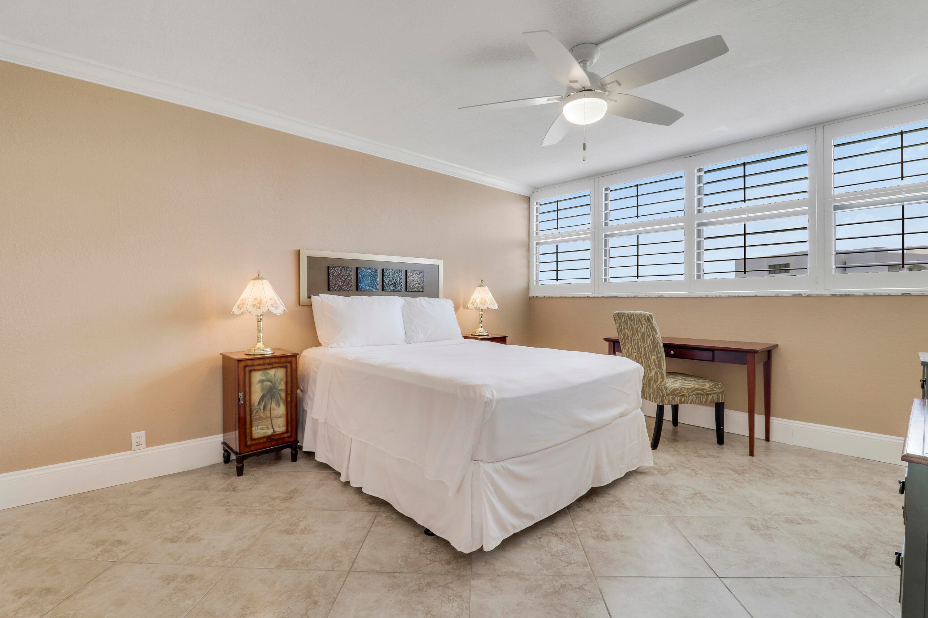 336 Golfview Road 1016, North Palm Beach, FL 33408 — photo 25 of 58