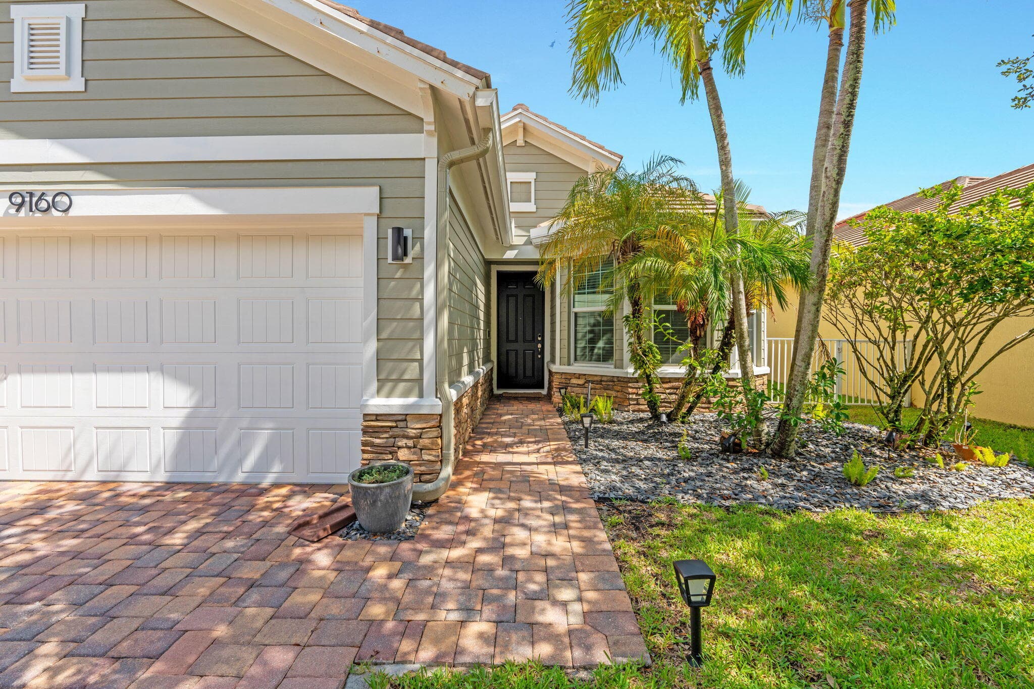 9160 Wrangler Drive, Lake Worth, FL 33467 — photo 2 of 33