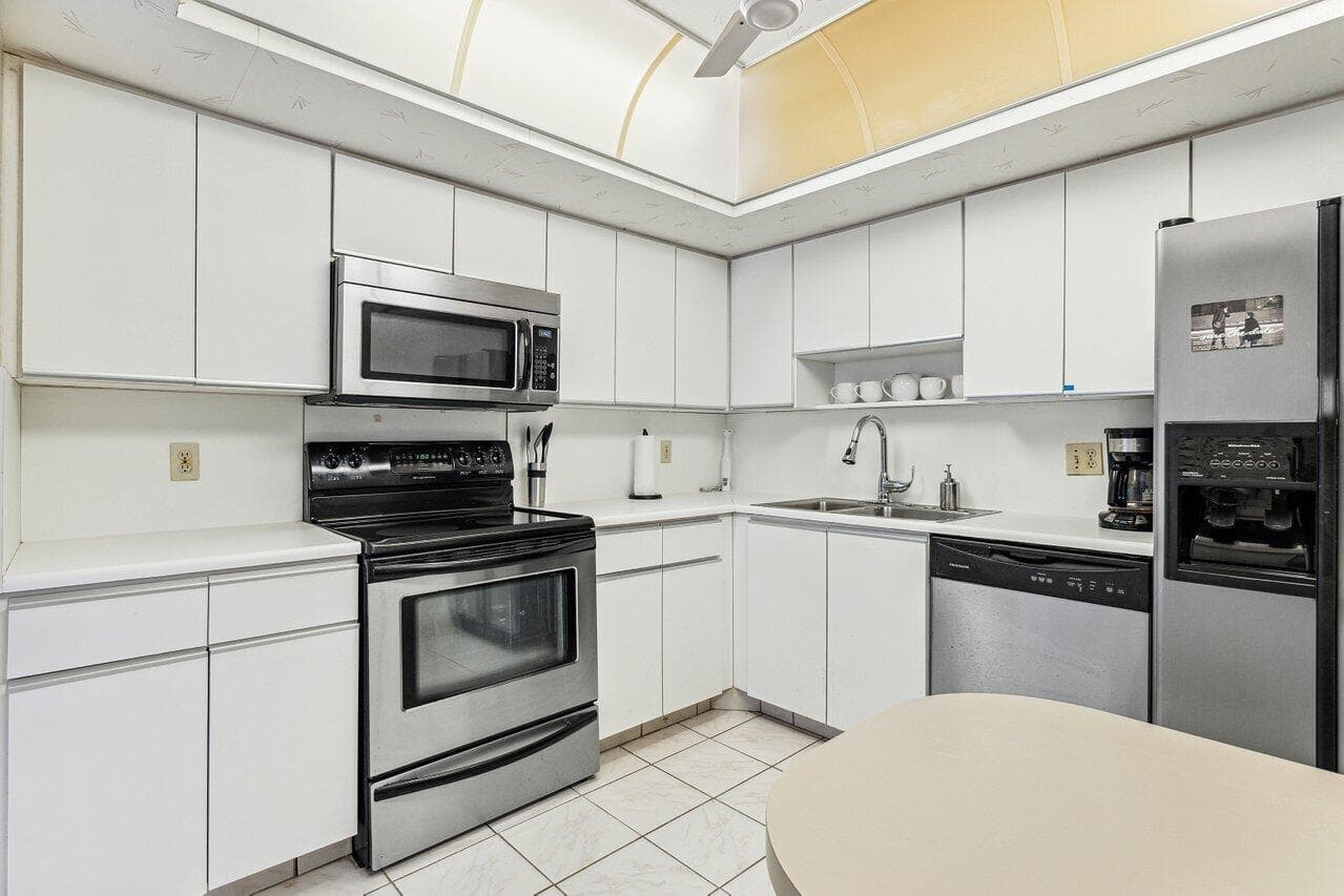 3610 S Ocean Boulevard 502, South Palm Beach, FL 33480 — photo 17 of 62