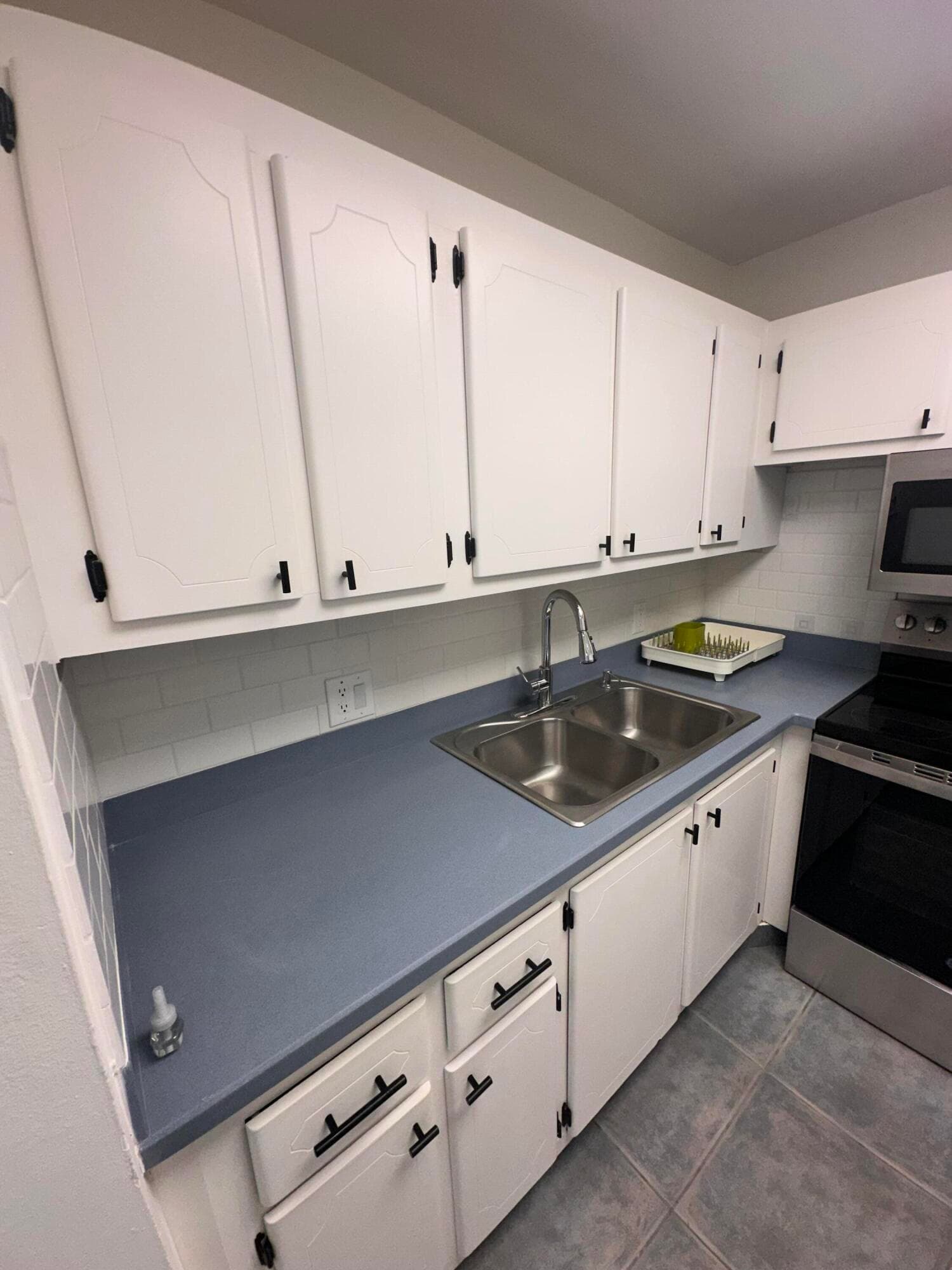 226 Canturbury J, West Palm Beach, FL 33417 — photo 4 of 24