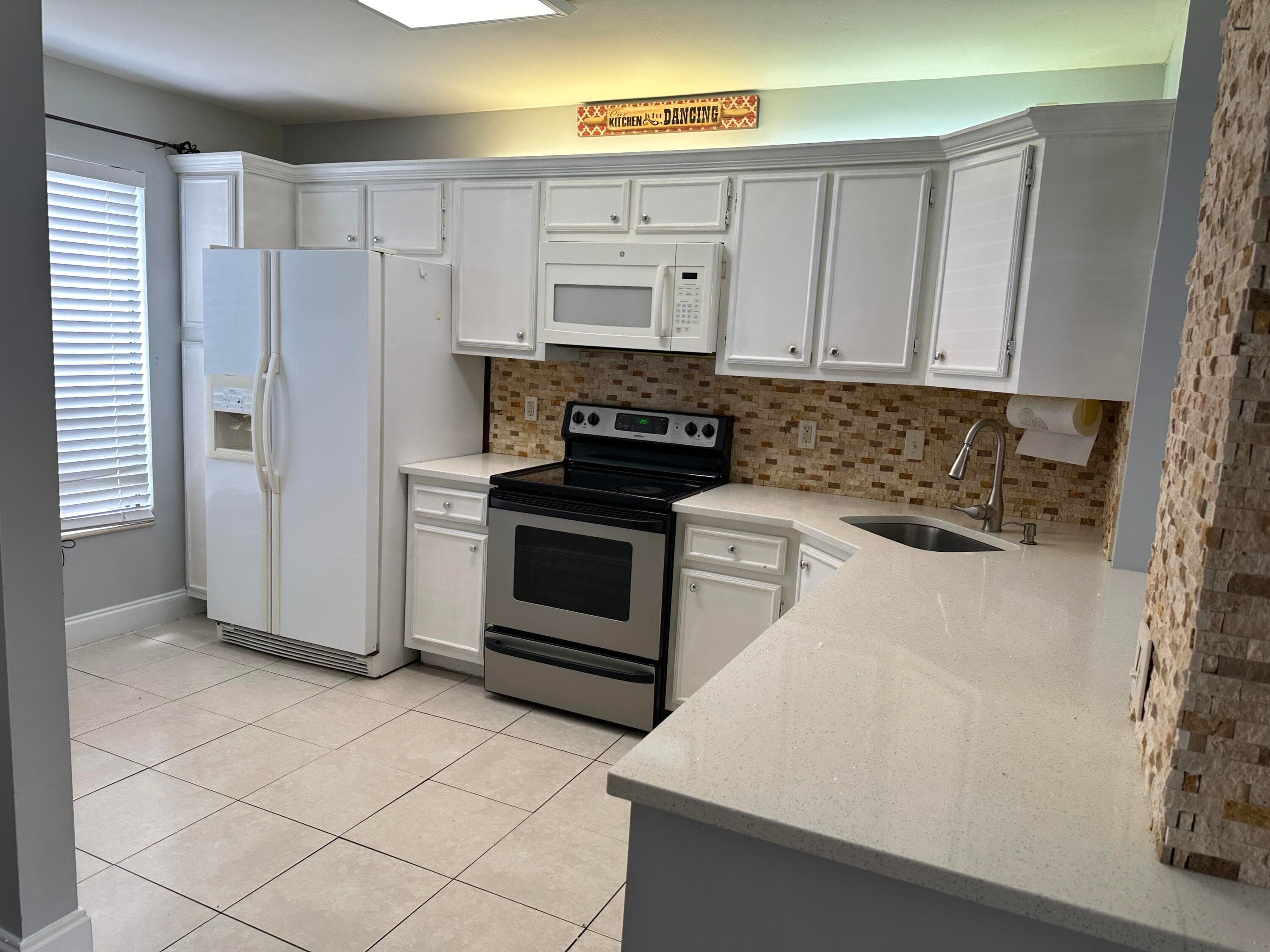 5508 Cannon Way C, West Palm Beach, FL 33415 — photo 4 of 20