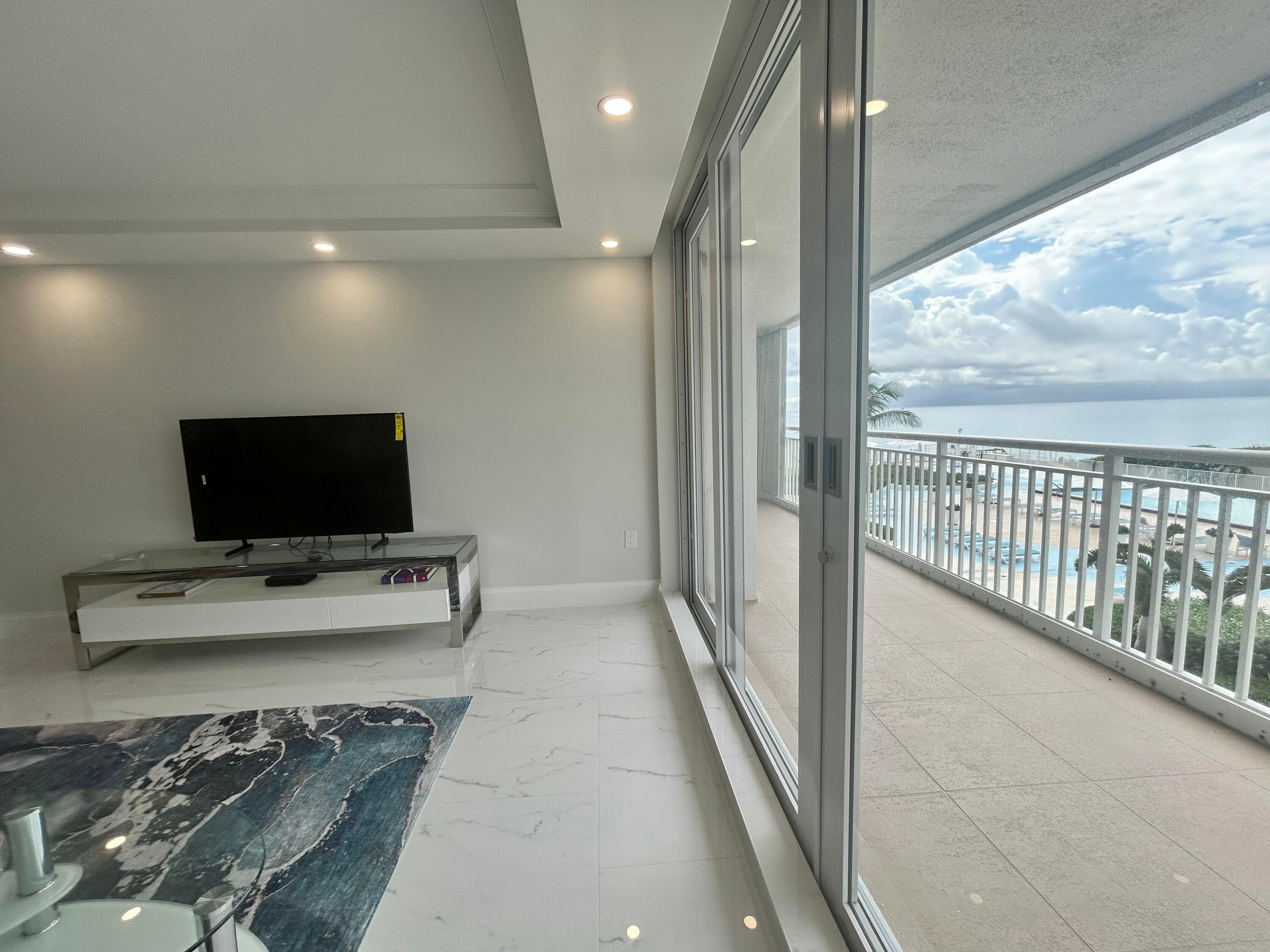 3546 S South Ocean Boulevard 405, South Palm Beach, FL 33480 — photo 7 of 23