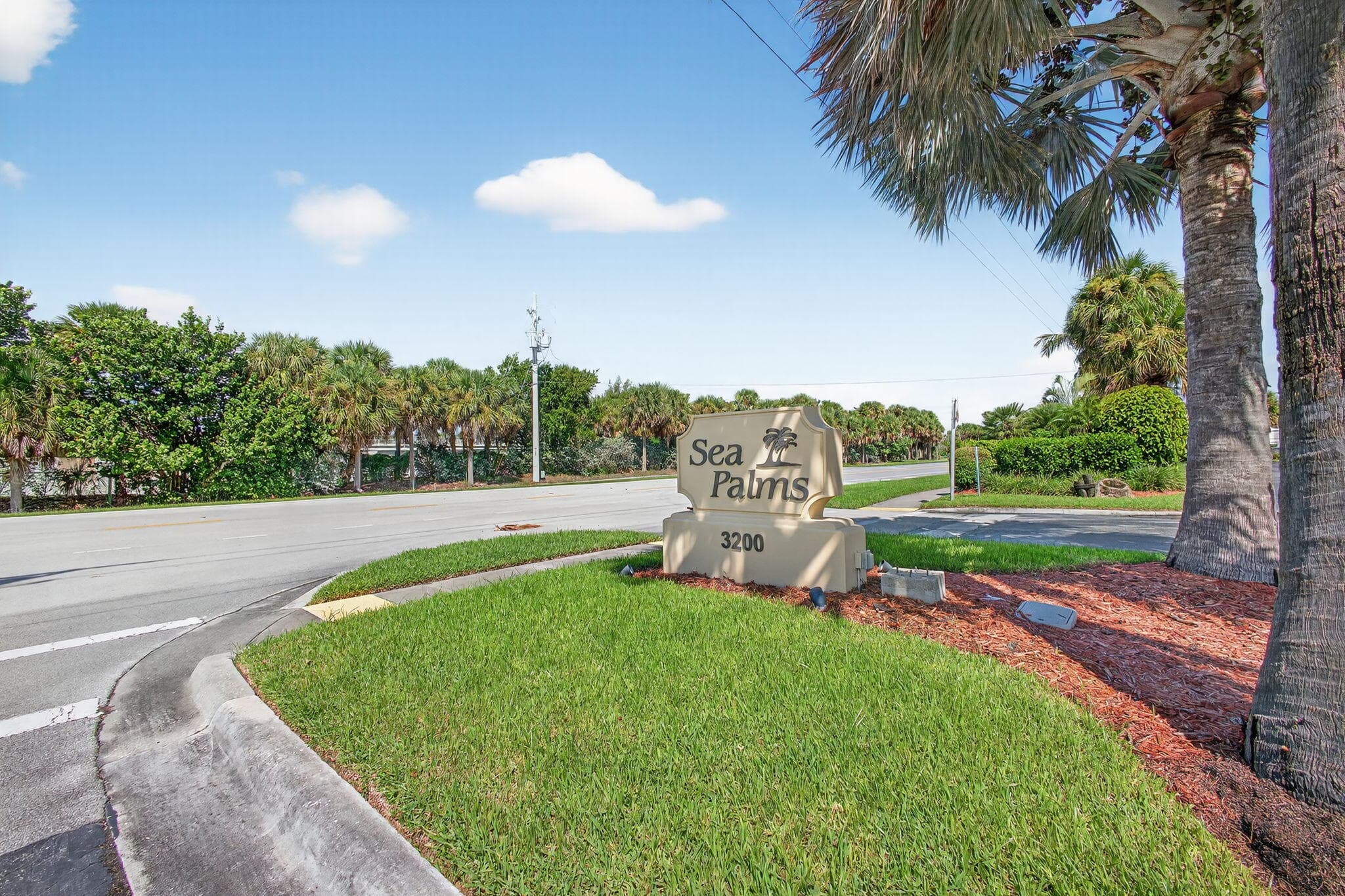 3200 N Highway A1a 1107, Hutchinson Island, FL 34949 — photo 4 of 41