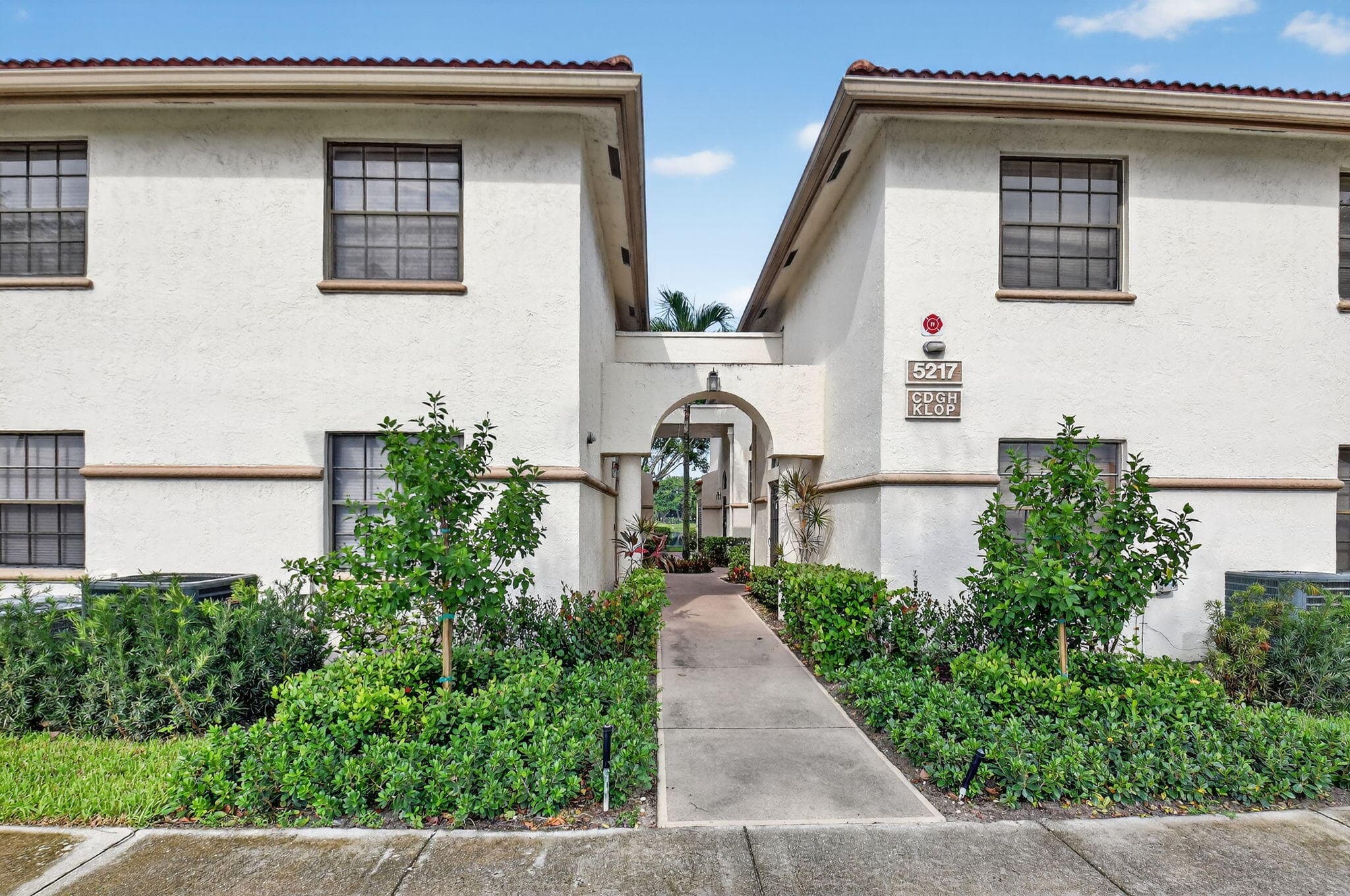 5217 Brisata Circle D, Boynton Beach, FL 33437 — photo 2 of 64