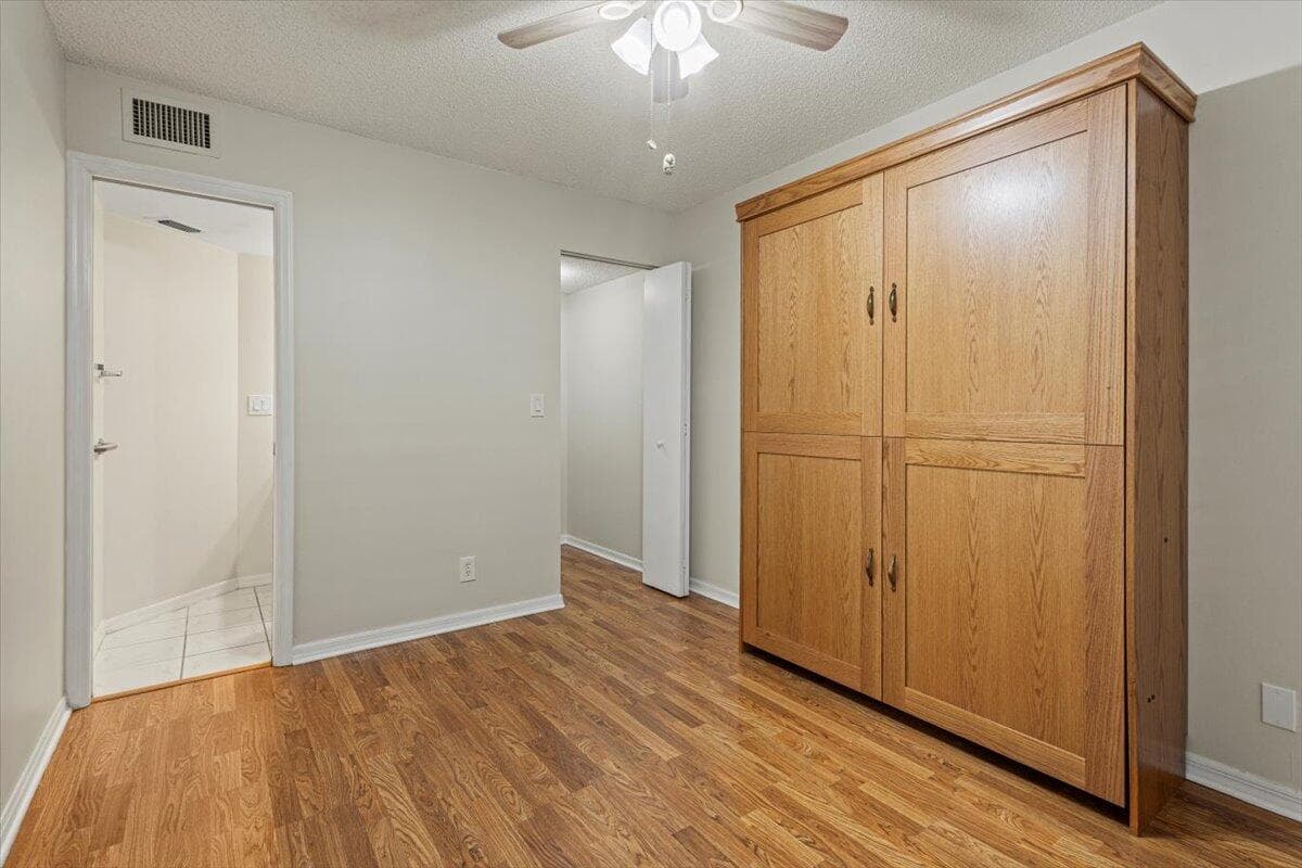 511 SW South River Drive 103, Stuart, FL 34997 — photo 25 of 40