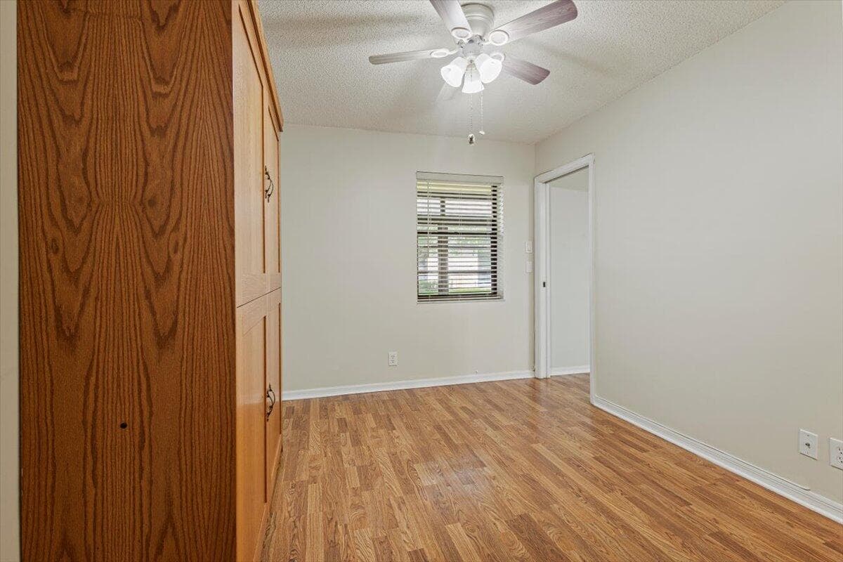 511 SW South River Drive 103, Stuart, FL 34997 — photo 29 of 40