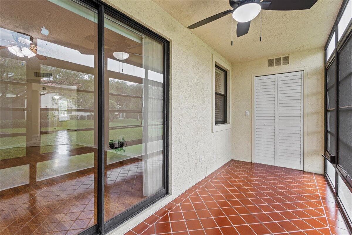 511 SW South River Drive 103, Stuart, FL 34997 — photo 34 of 40