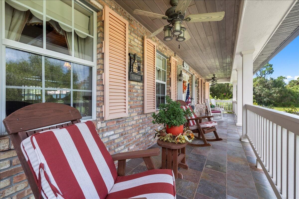 930 90th Avenue, Vero Beach, FL 32966 — photo 5 of 64