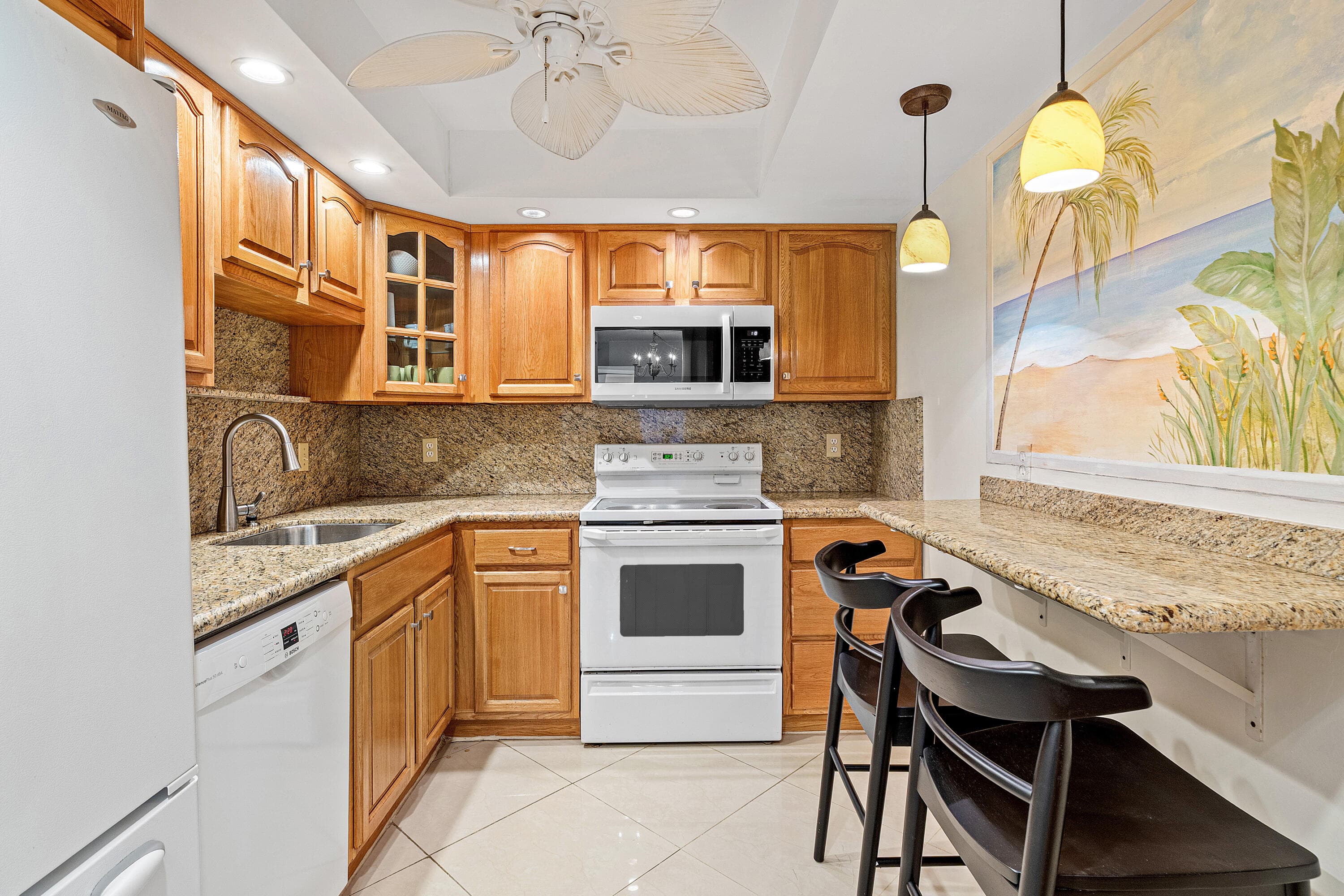 4505 S Ocean Boulevard 306, Highland Beach, FL 33487 — photo 8 of 37