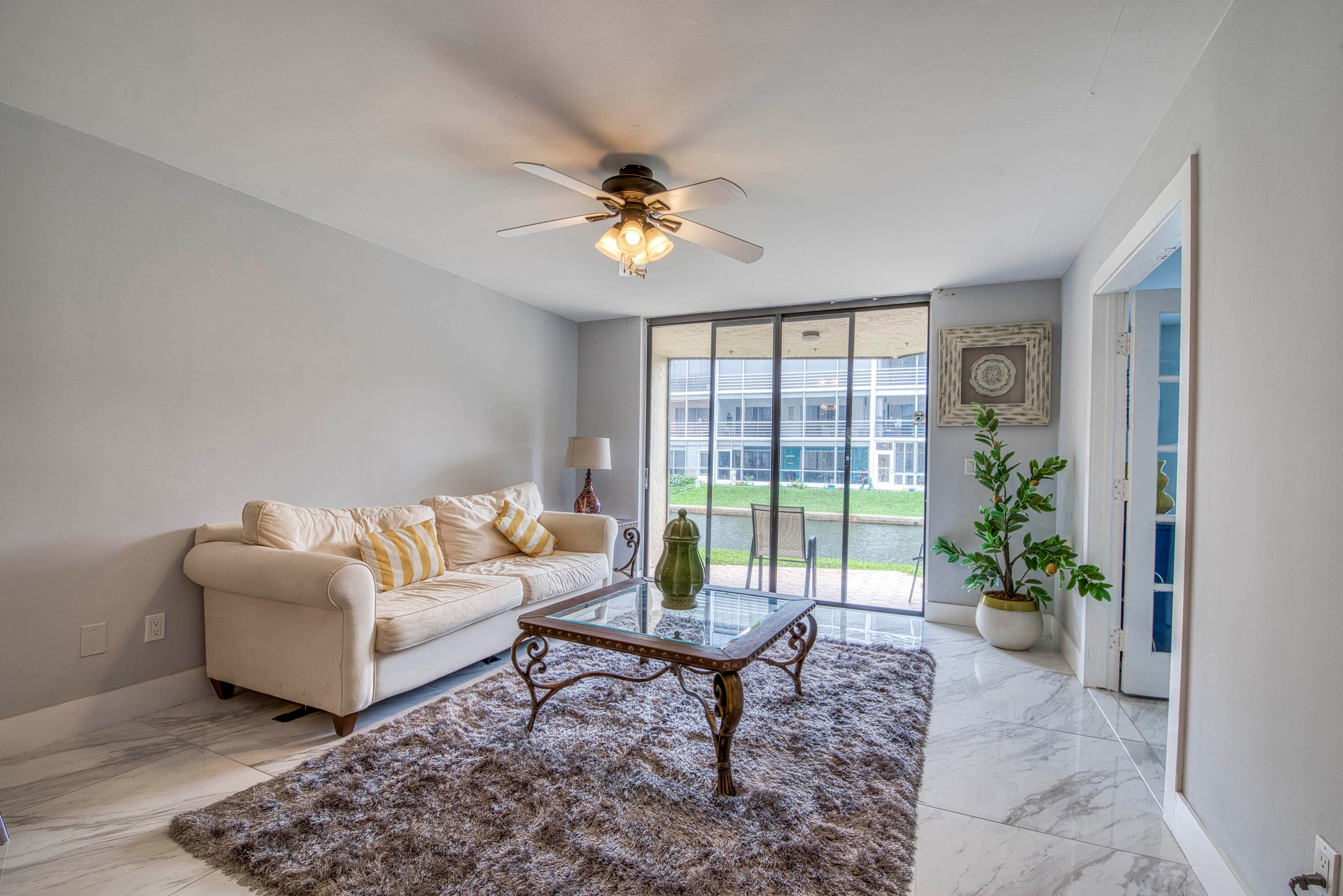 896 N Federal Highway 128, Lantana, FL 33462 — photo 5 of 18