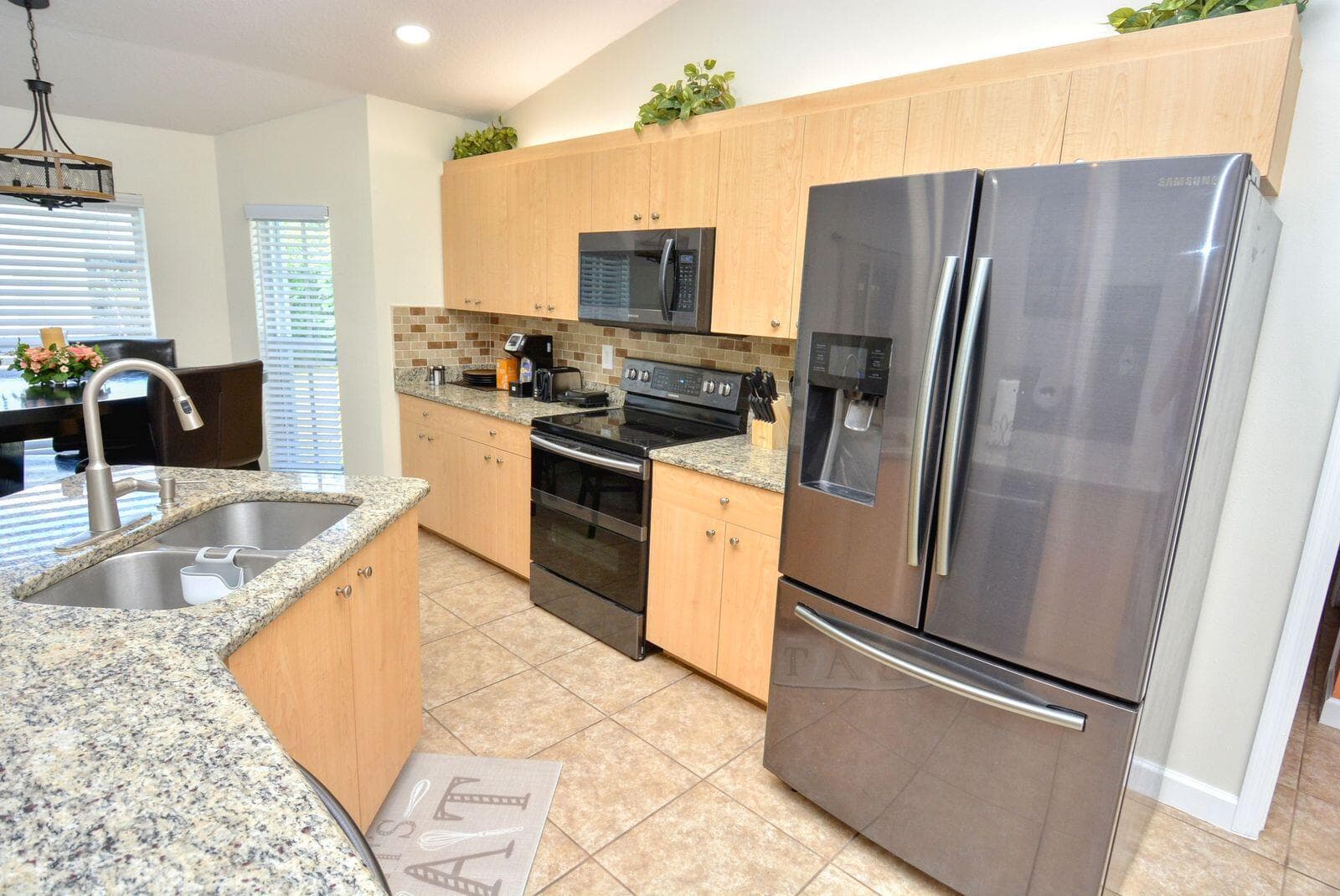 220 W Arbor Avenue, Port St. Lucie, FL 34952 — photo 11 of 32