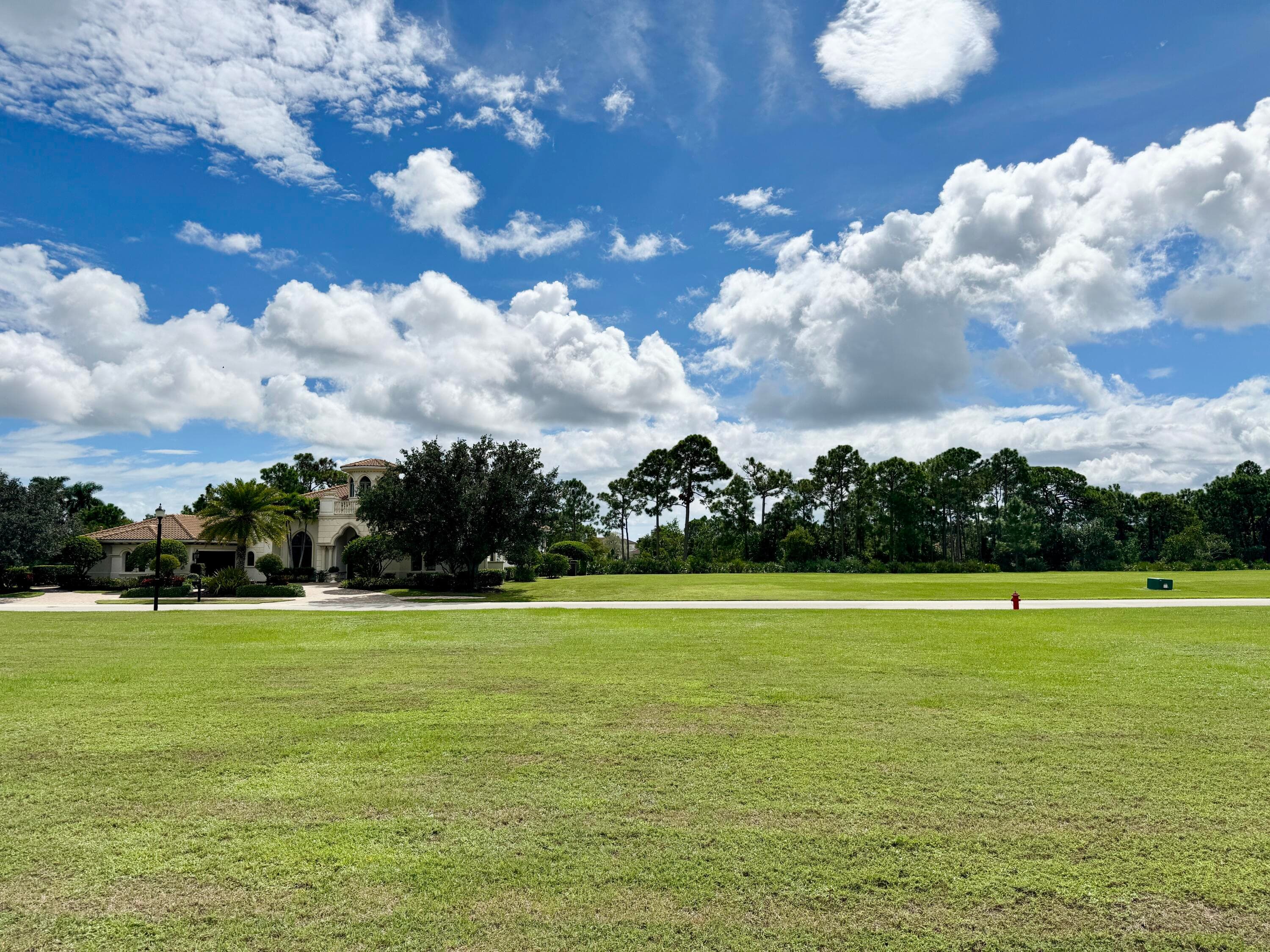 137 SE Mira Lavella, Port St. Lucie, FL 34984 — photo 5 of 10