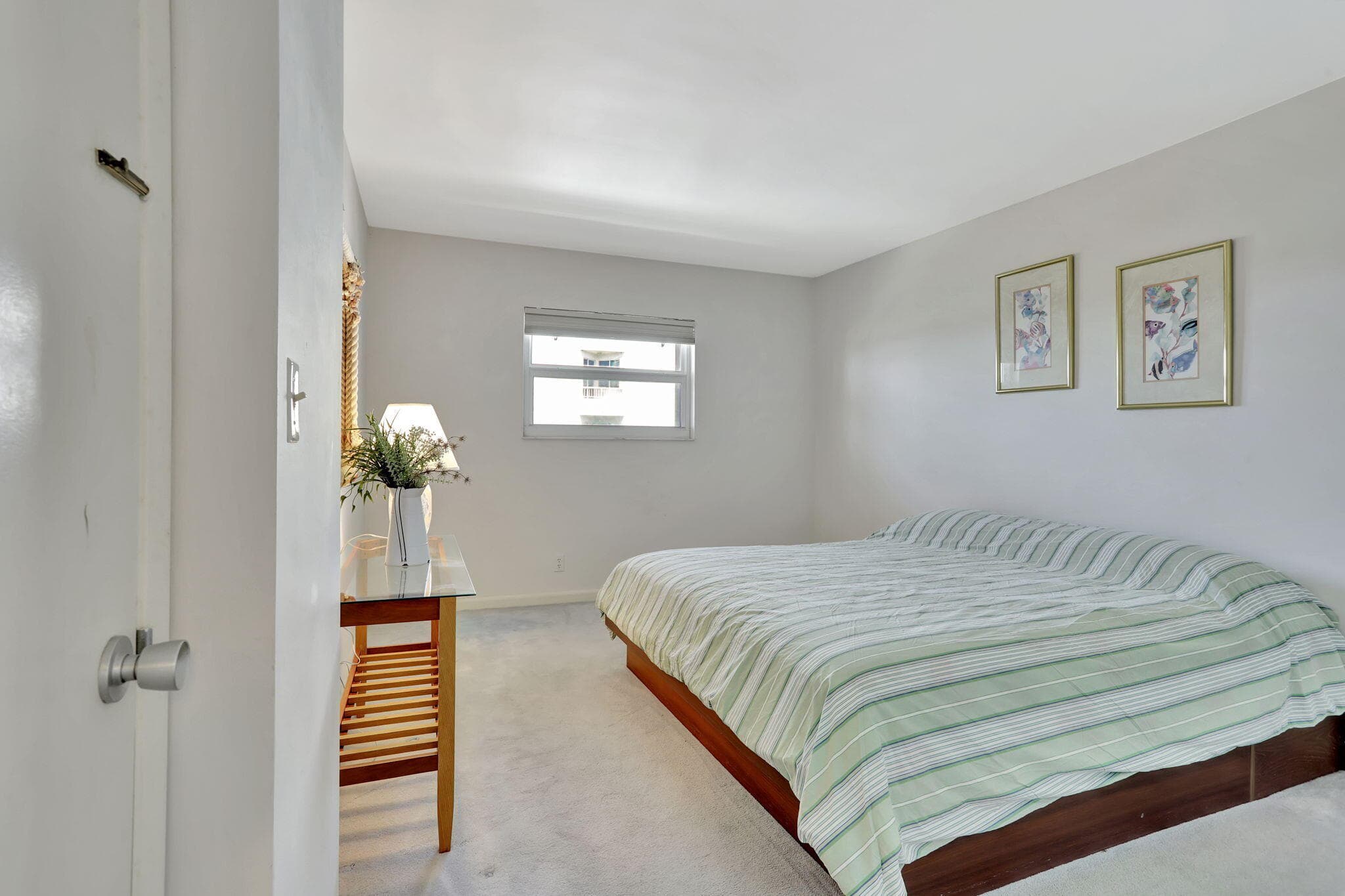 1069 Hillsboro Mile, Unit 705, Hillsboro Beach, FL 33062 — photo 12 of 43