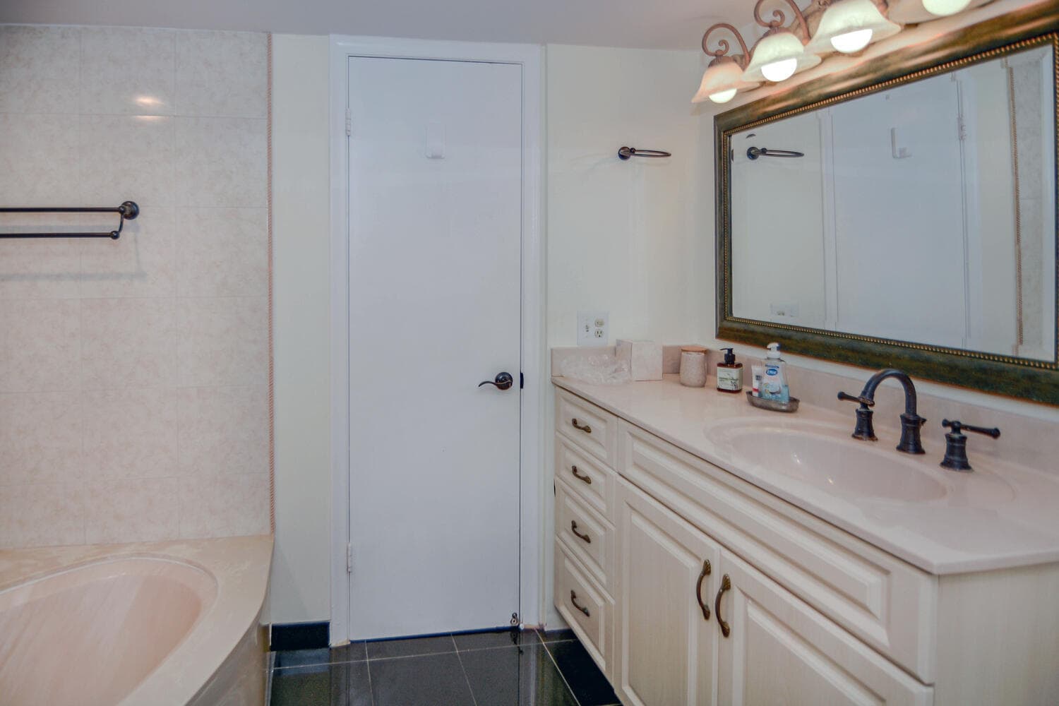 4200 N Ocean Drive 2-605, Singer Island, FL 33404 — photo 21 of 41