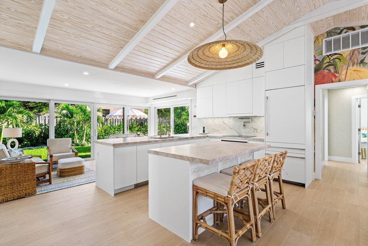 11 Hersey Drive, Ocean Ridge, FL 33435 — photo 5 of 32