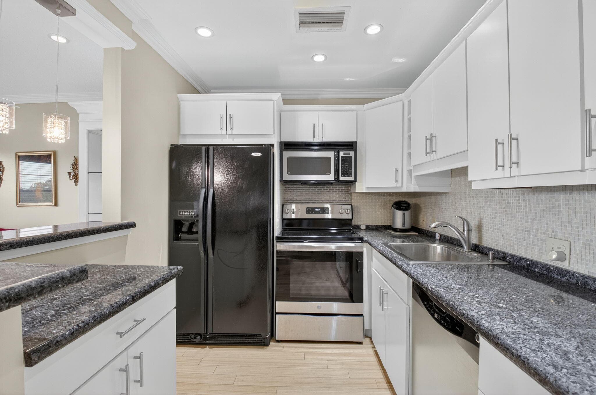 125 Suffolk C, Boca Raton, FL 33434 — photo 2 of 50