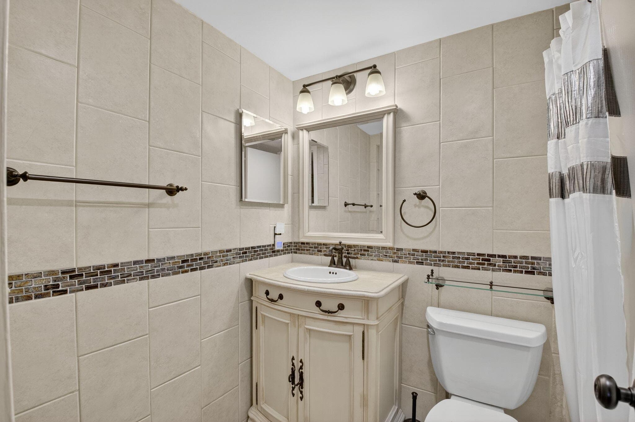 125 Suffolk C, Boca Raton, FL 33434 — photo 17 of 50