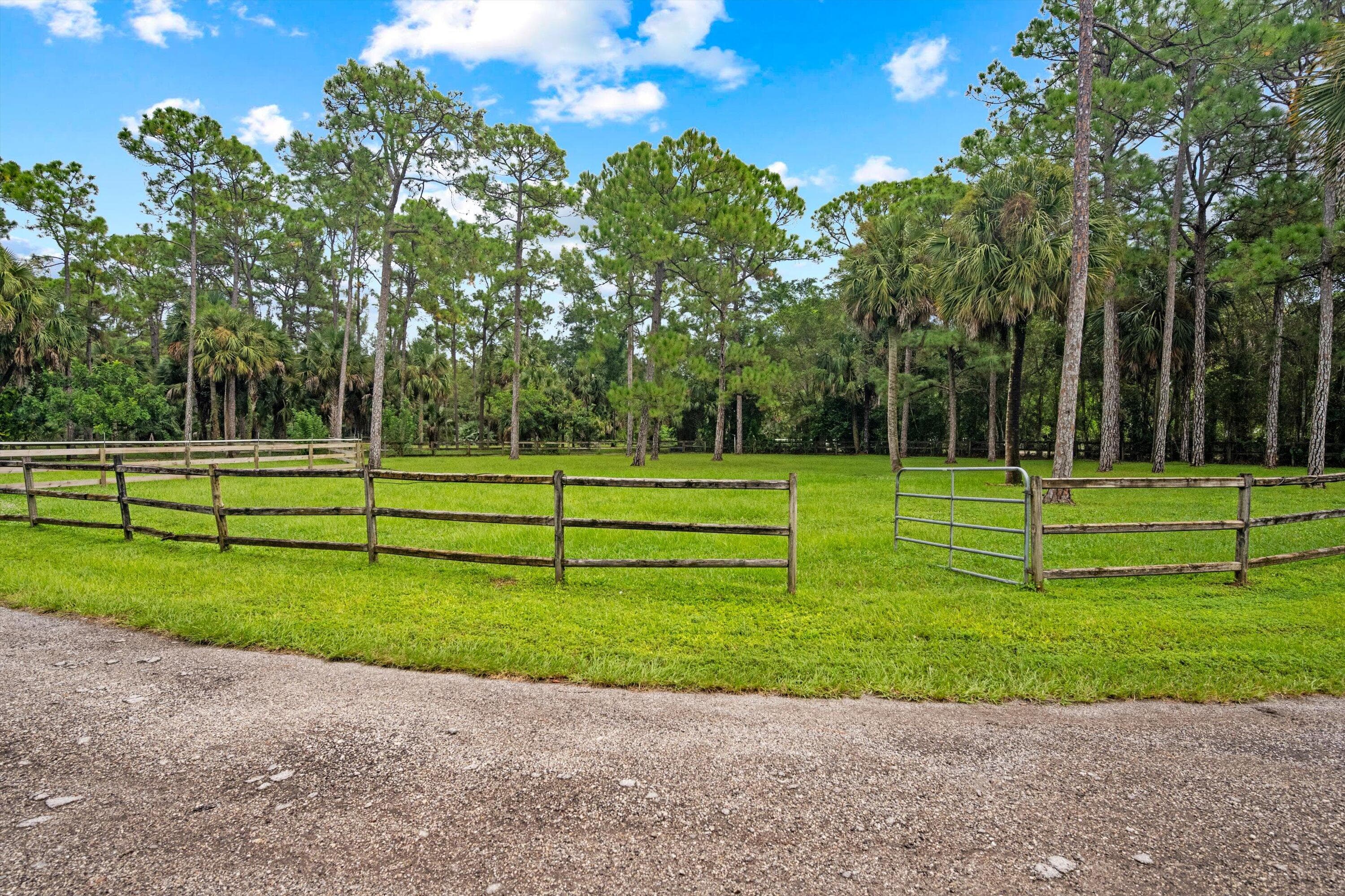 2915 Doe Trail, The Acreage, FL 33470 — photo 15 of 47