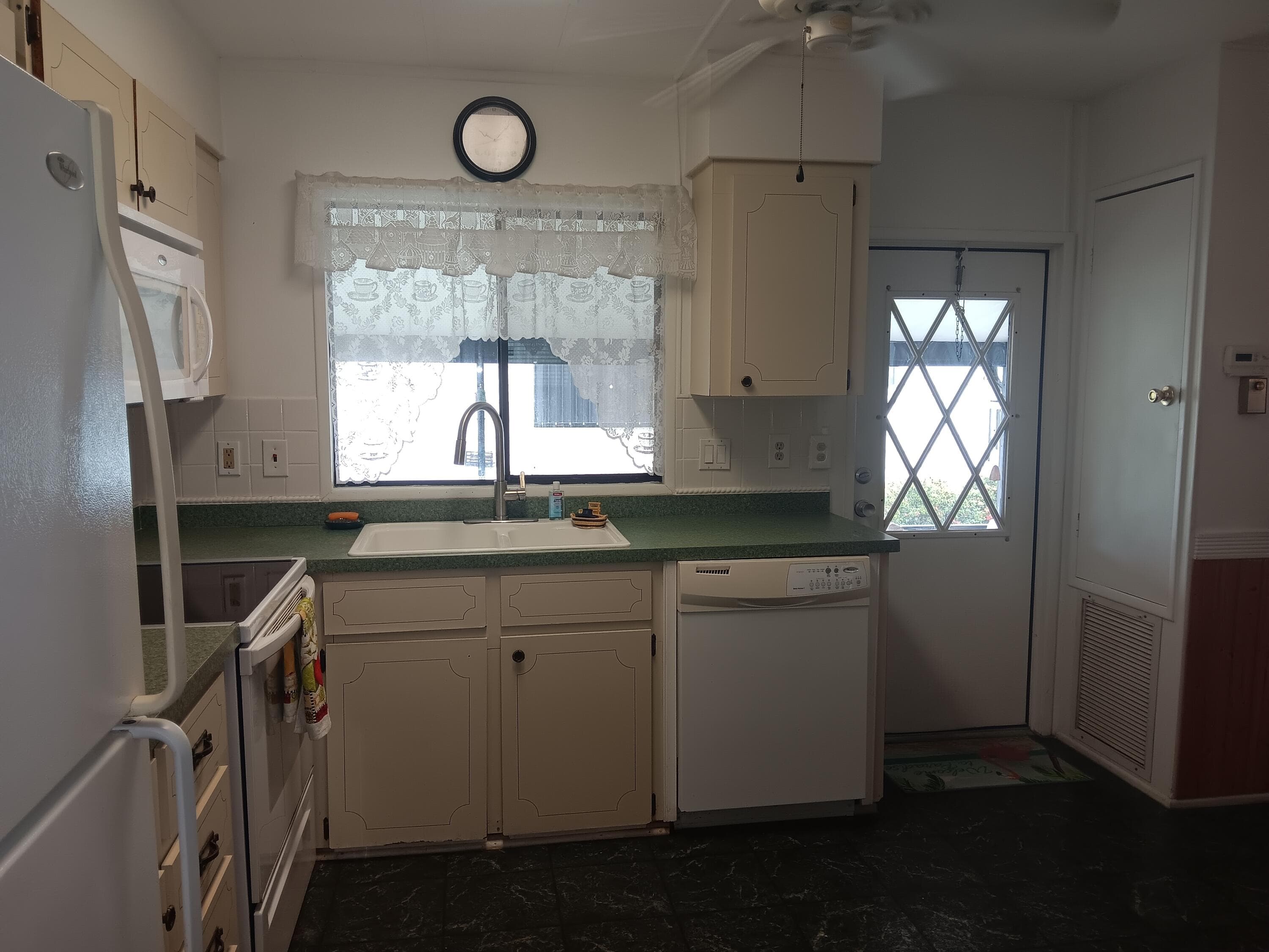 7781 SE Shenandoah Drive, Hobe Sound, FL 33455 — photo 14 of 27