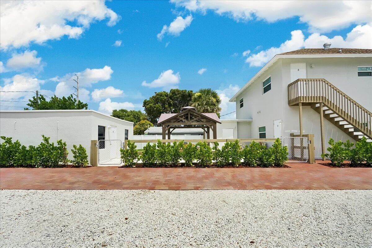 305 Cypress Drive E 1,2,3,4,5, Lake Park, FL 33403 — photo 11 of 53