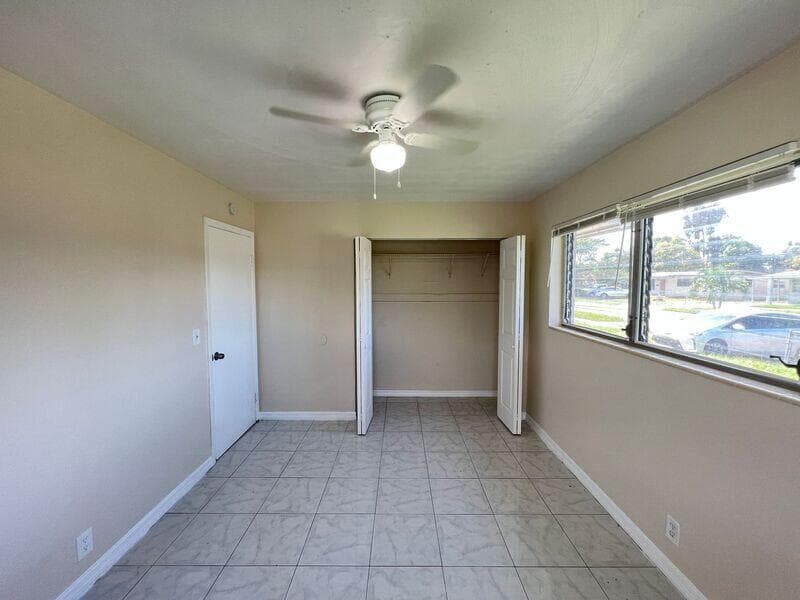 1360 10th Street, West Palm Beach, FL 33401 — photo 20 of 38