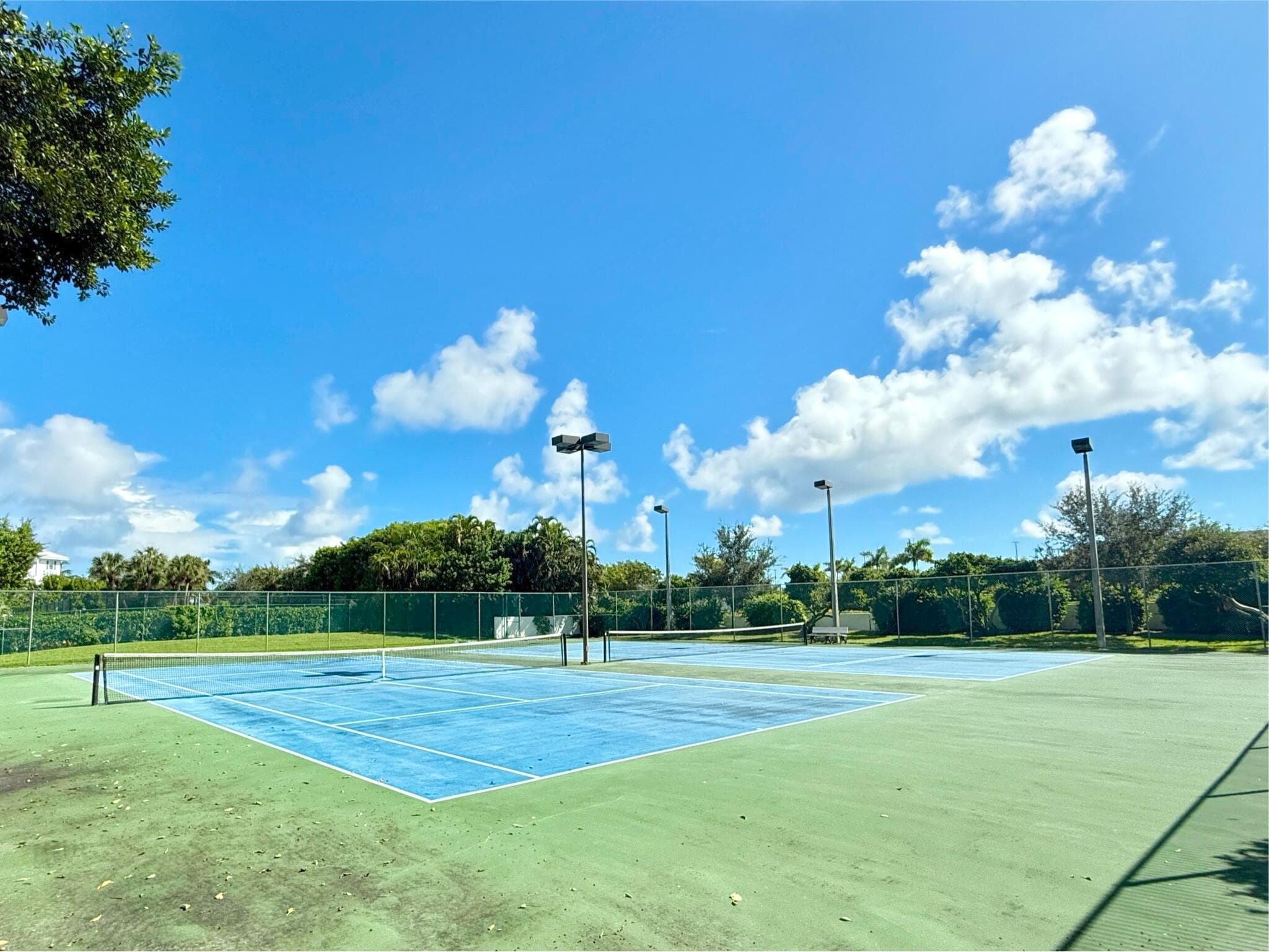 811 Oak Harbour Drive, Juno Beach, FL 33408 — photo 19 of 48