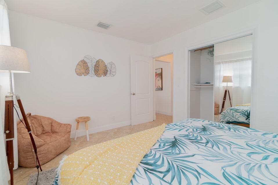 951 Green Street, West Palm Beach, FL 33405 — photo 33 of 45