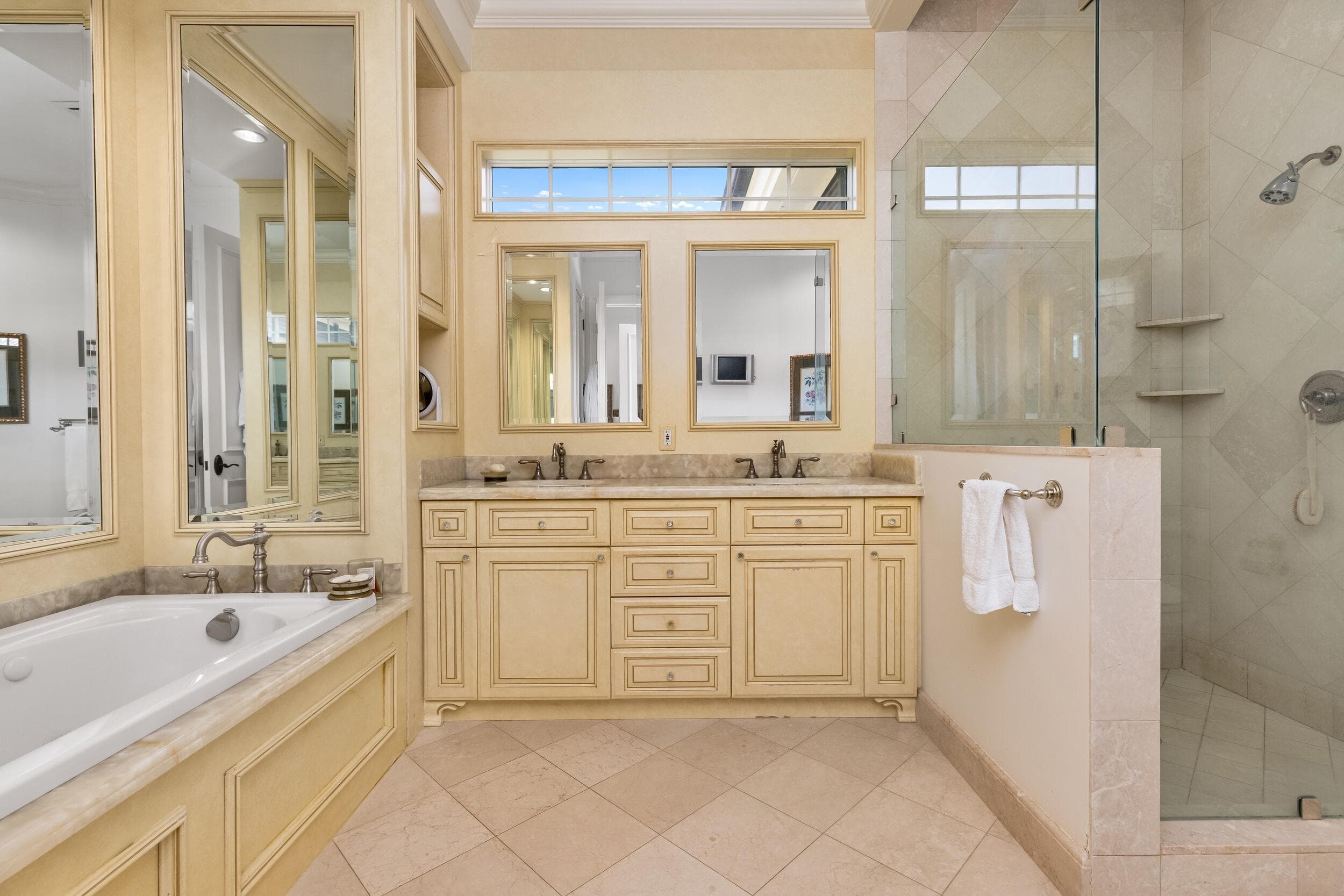 307 Everglade Avenue, Palm Beach, FL 33480 — photo 26 of 48