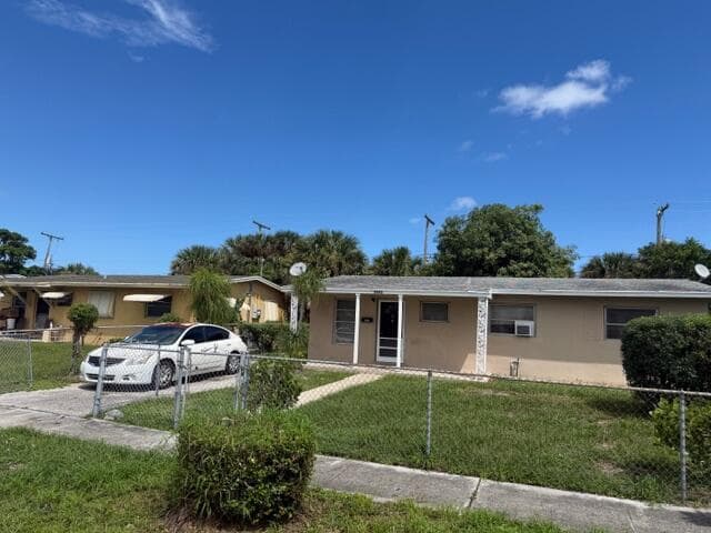 1441 8th Street, West Palm Beach, FL 33401 — photo 1 of 8