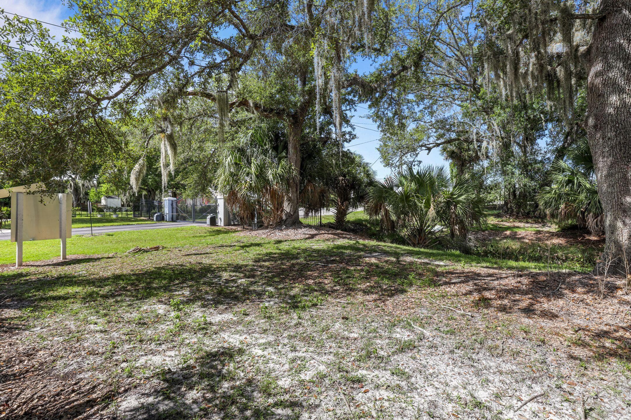 2460 Sweetwater Drive, Fort Pierce, FL 34981 — photo 15 of 19