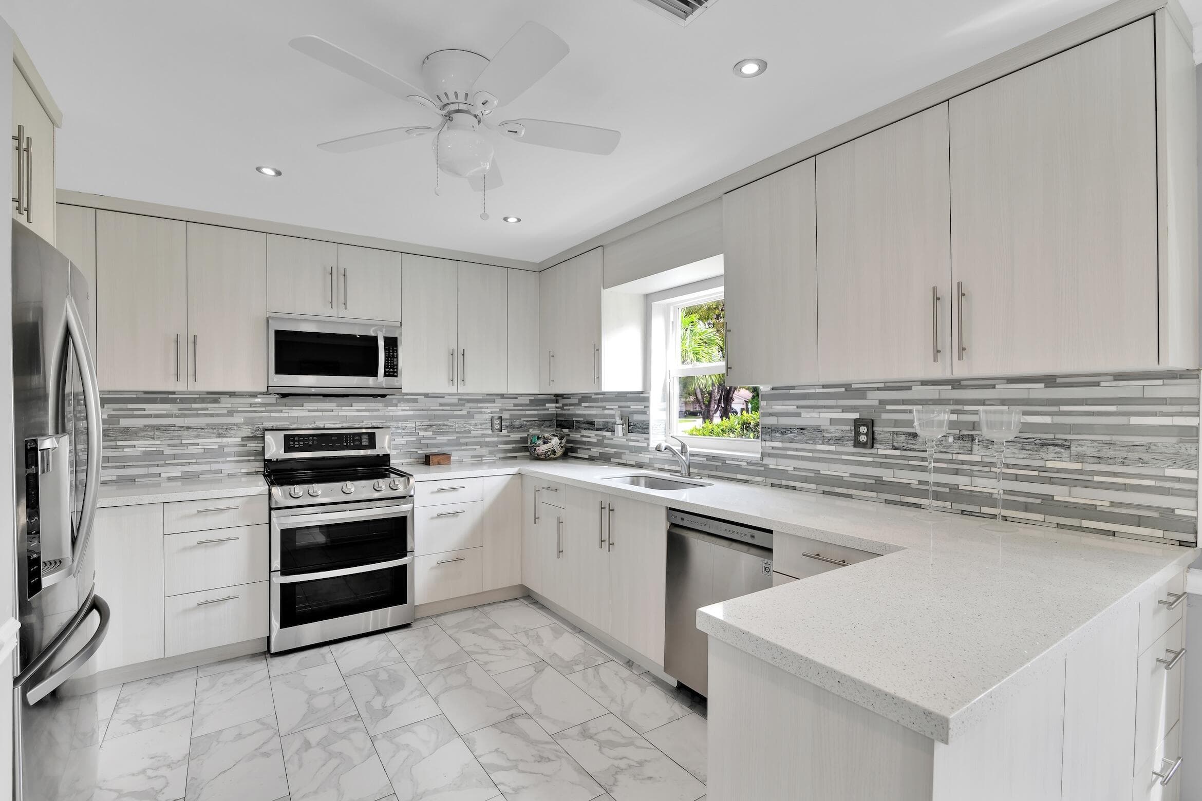 7962 Cloverfield Circle, Boca Raton, FL 33433 — photo 19 of 33