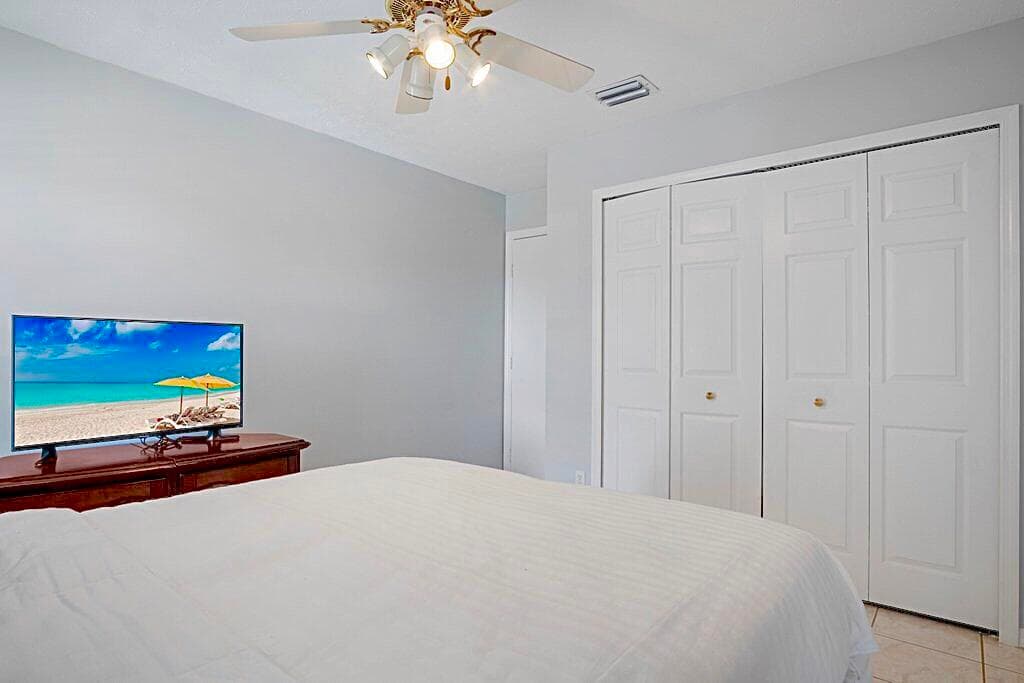 200 SW Ridgecrest Drive, Port St. Lucie, FL 34953 — photo 23 of 56
