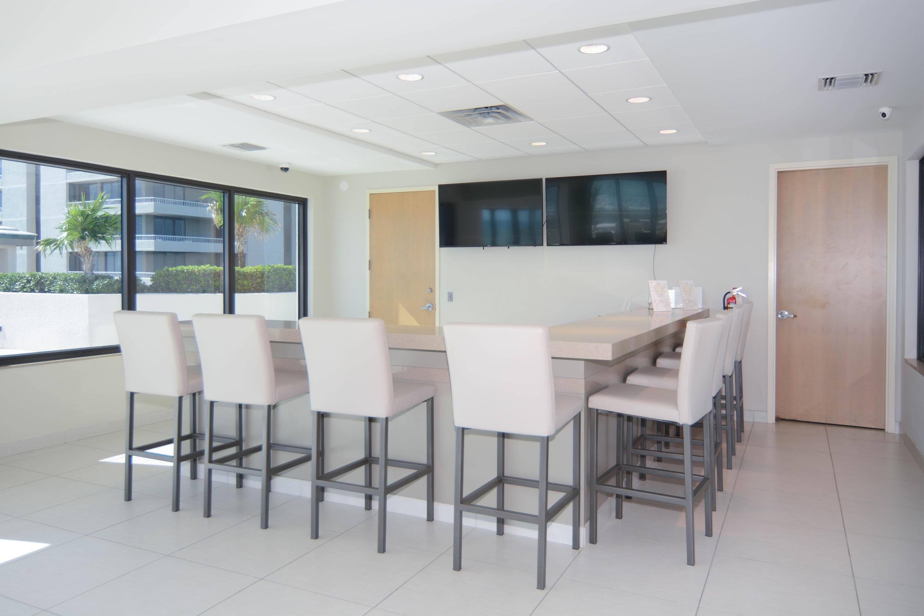 5510 N Ocean Drive 21-D, Singer Island, FL 33404 — photo 47 of 48