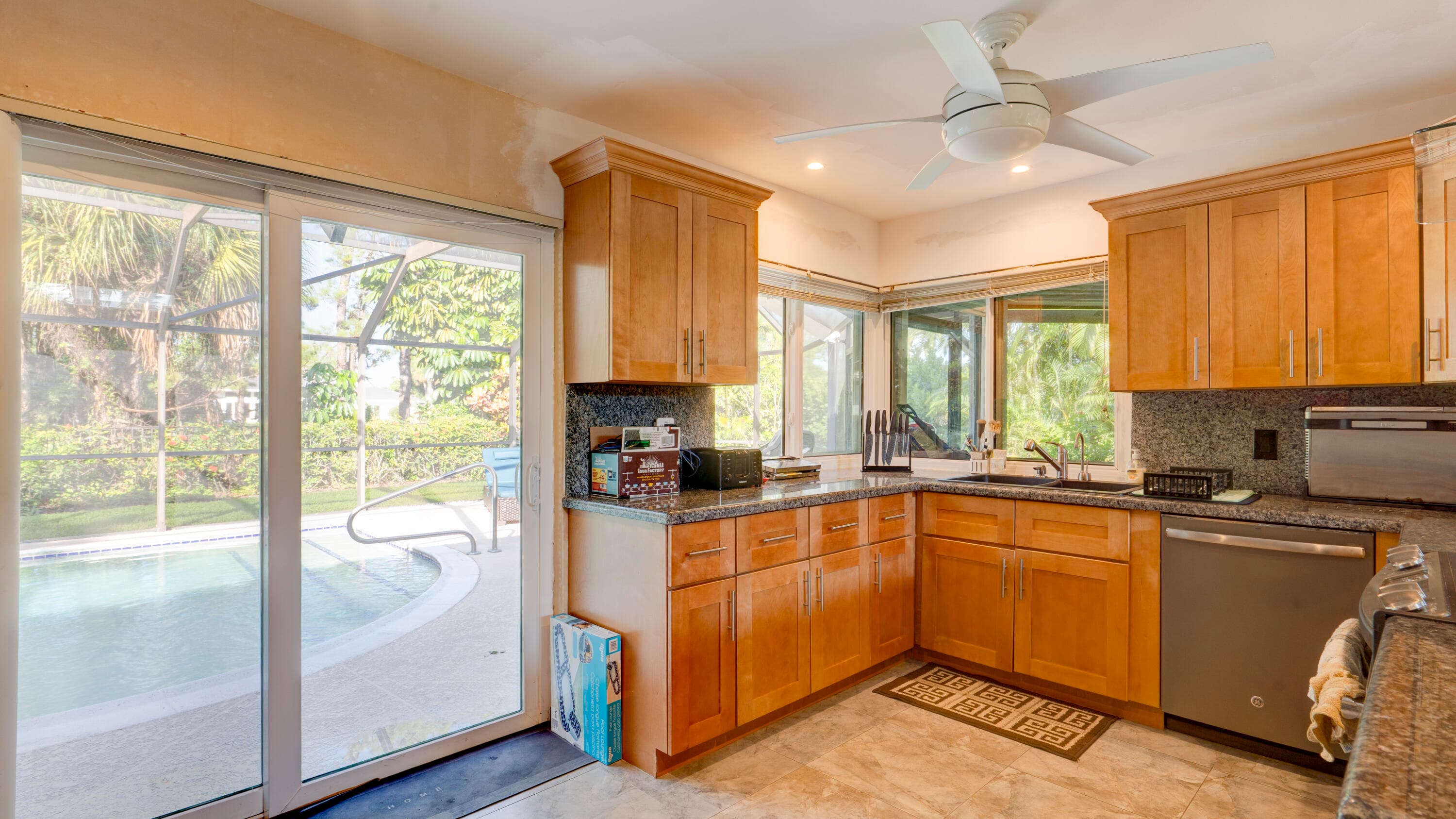 634 W Lakewoode Circle, Delray Beach, FL 33445 — photo 16 of 59