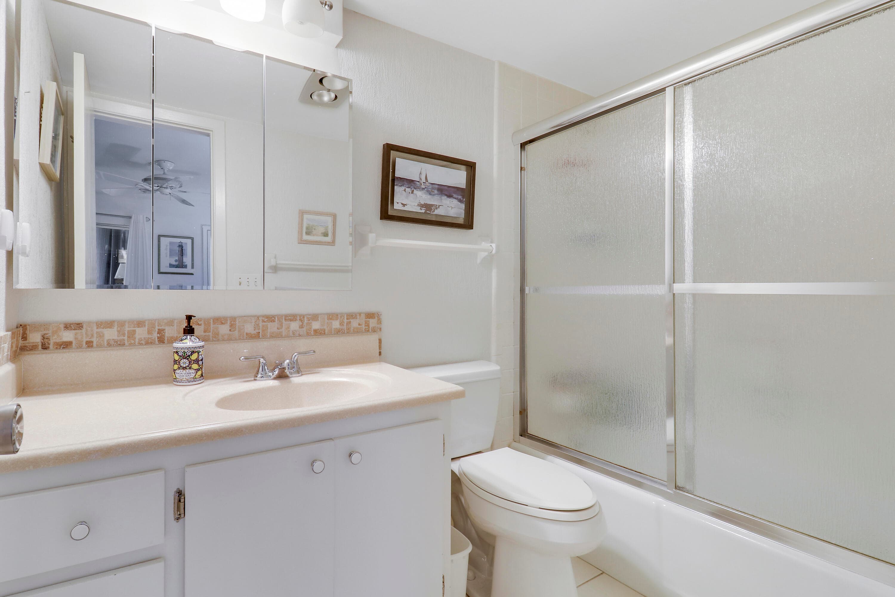 4 Garden Street 101, Tequesta, FL 33469 — photo 19 of 32