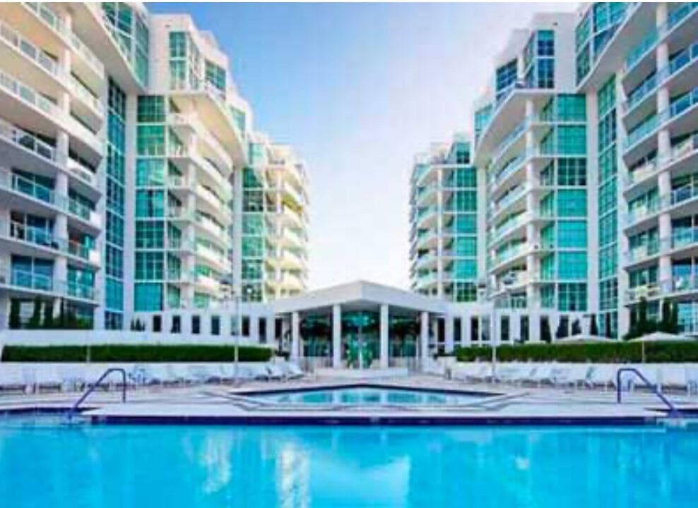 3131 NE 188th Street 2-705, Aventura, FL 33180 — photo 7 of 32