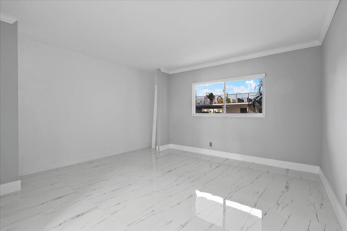 3040 Lake Shore Drive 101, Riviera Beach, FL 33404 — photo 26 of 55