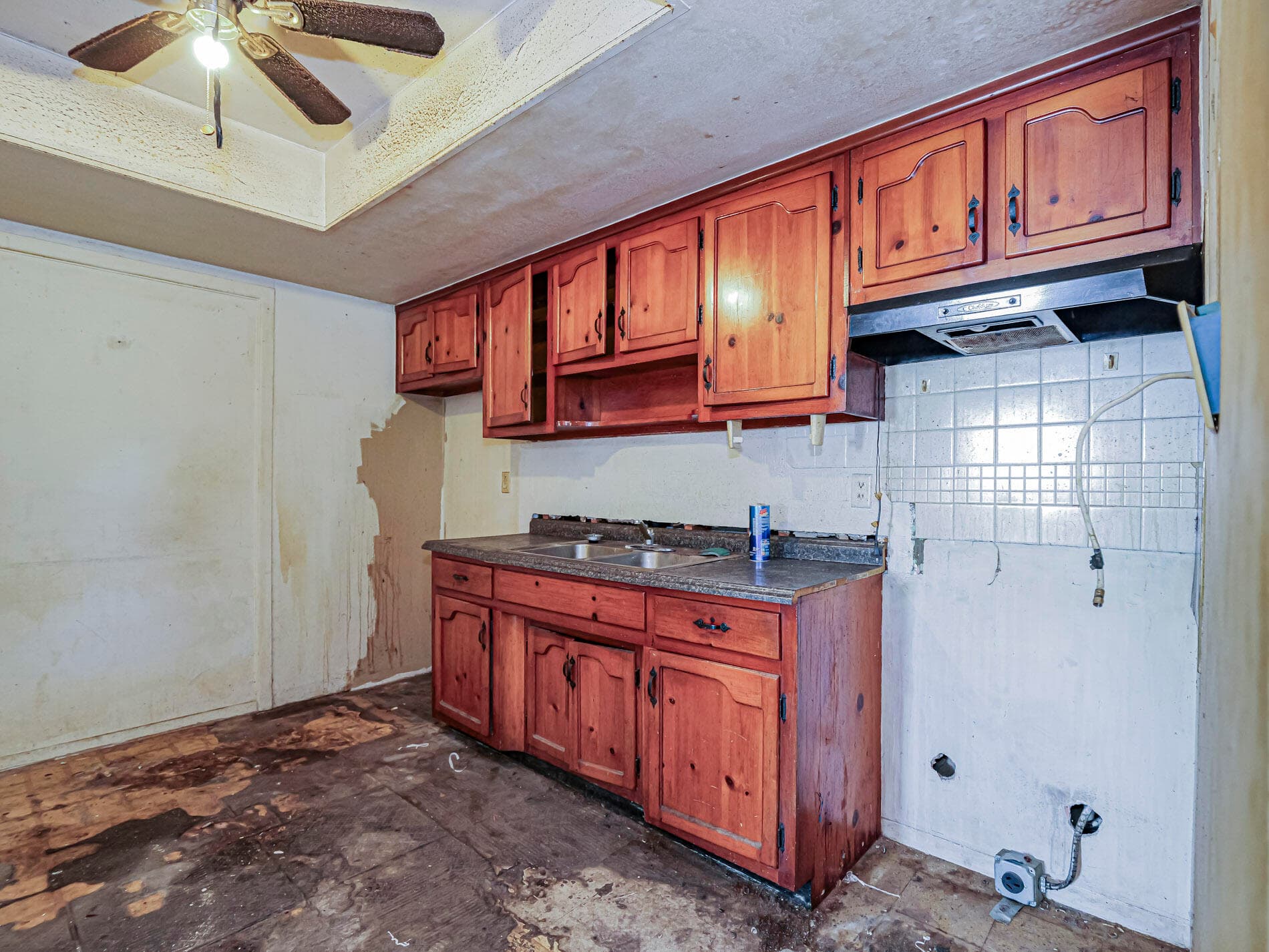 2448 1st Court SE, Vero Beach, FL 32962 — photo 14 of 35