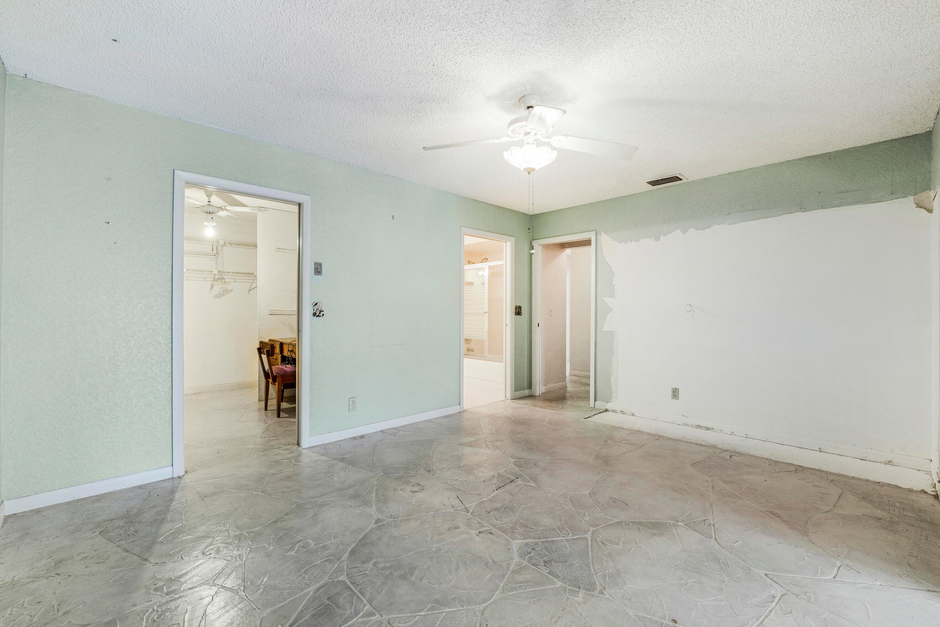 8421 Bonita Isle Drive, Lake Worth, FL 33467 — photo 23 of 46