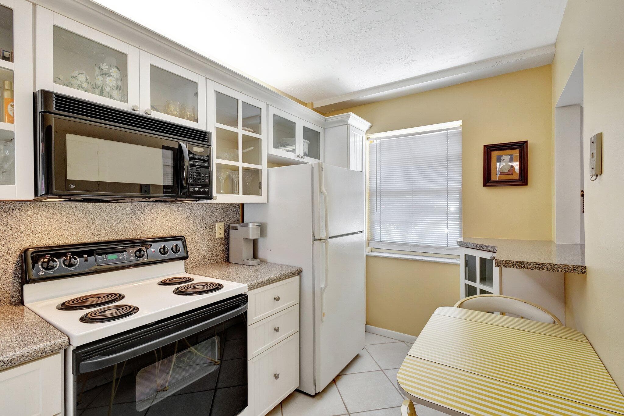 105 Paradise Harbour Boulevard 109, North Palm Beach, FL 33408 — photo 5 of 36