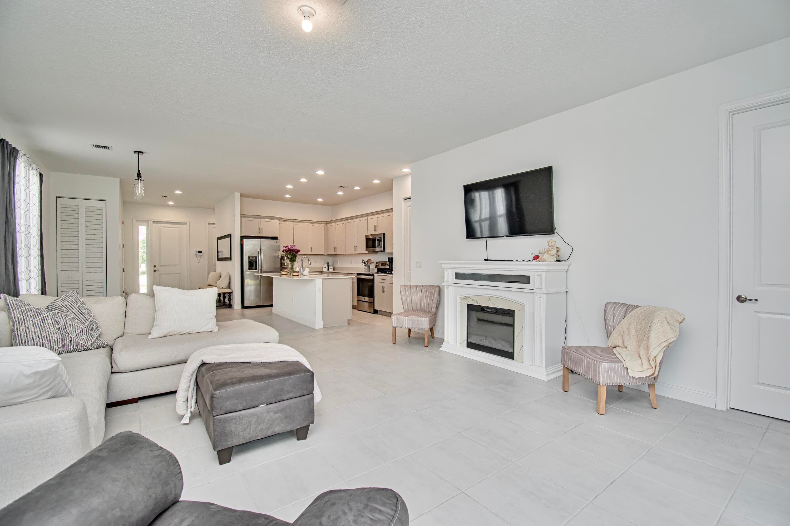 16420 Sandy Shore Drive, Loxahatchee, FL 33470 — photo 10 of 43