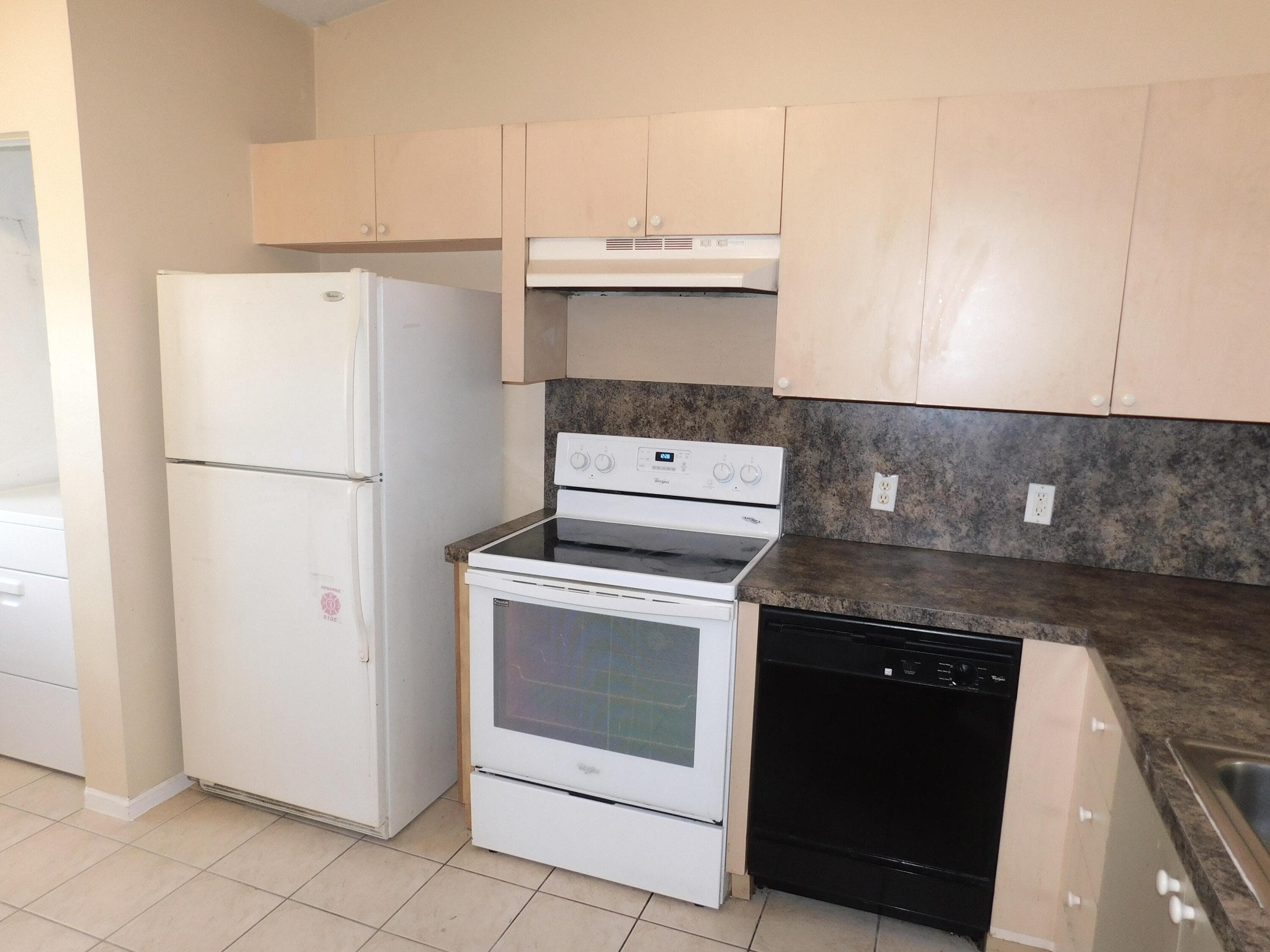 3800 N Jog Road 204, West Palm Beach, FL 33411 — photo 3 of 13