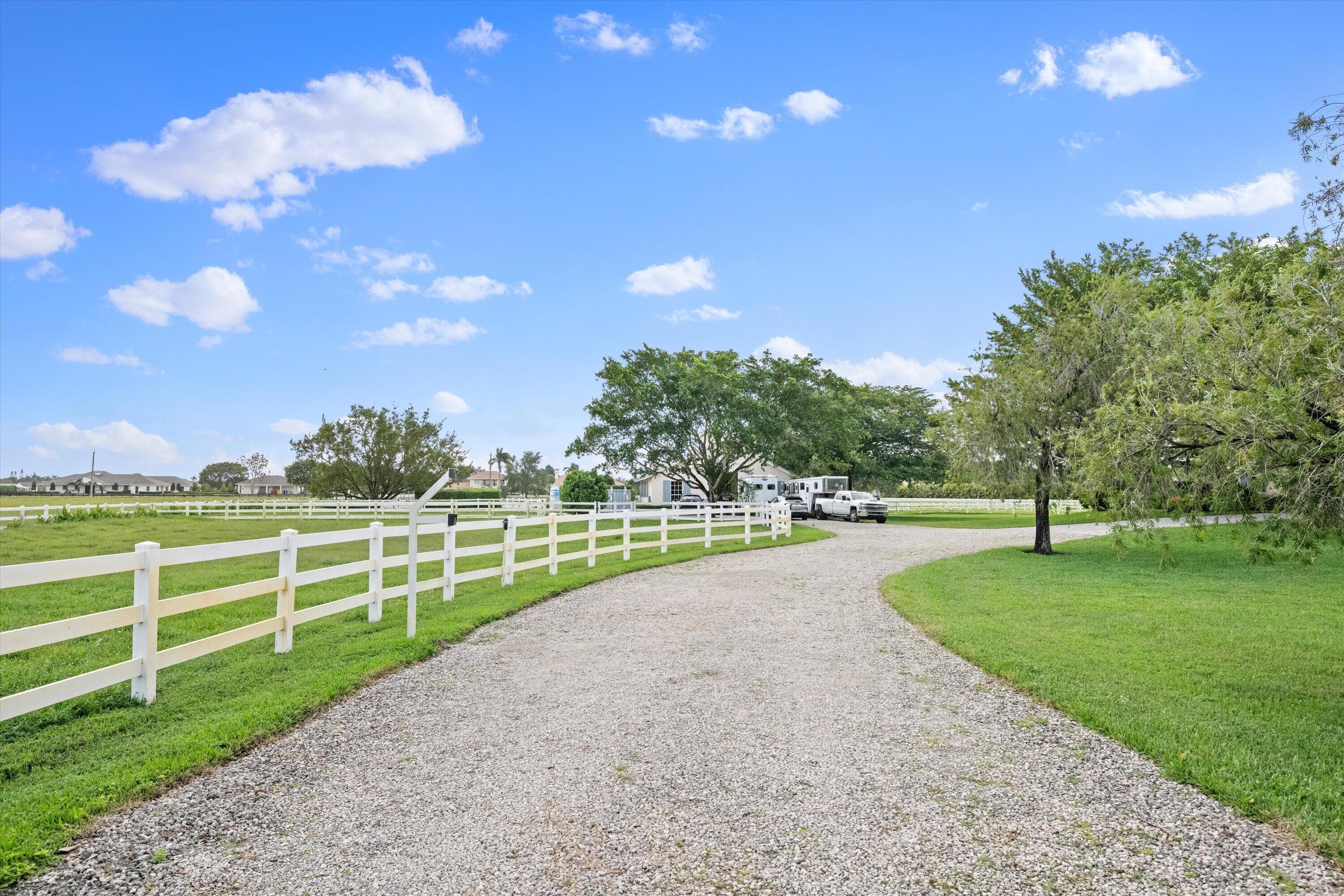 15416 Sunnyland Lane Barn, Wellington, FL 33414 — photo 2 of 18