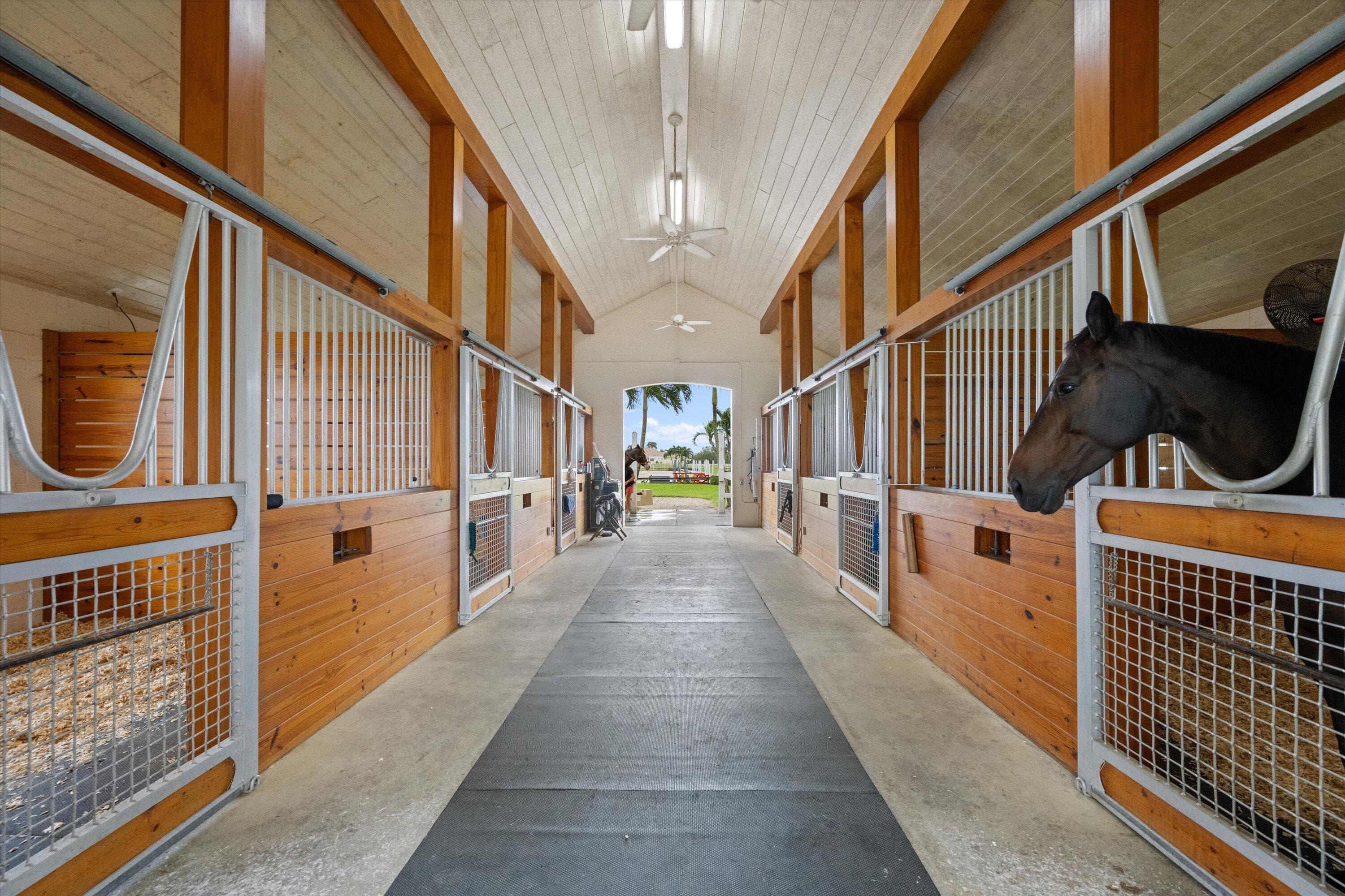 15416 Sunnyland Lane Barn, Wellington, FL 33414 — photo 5 of 18