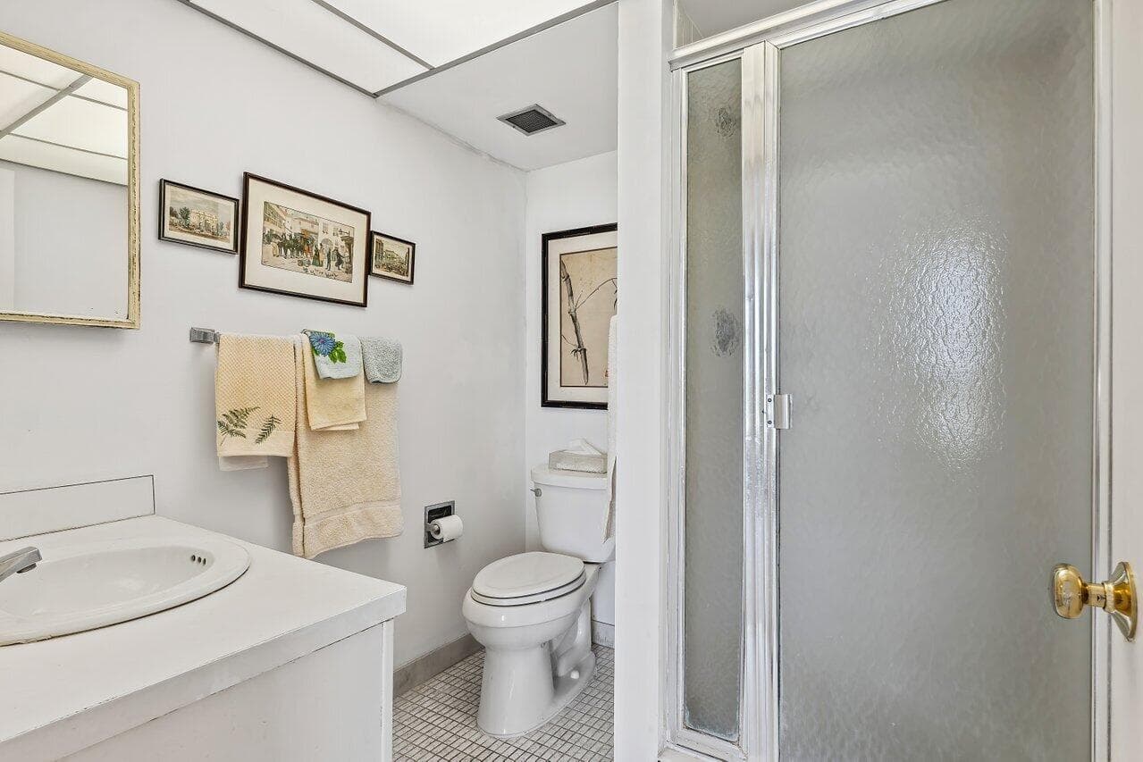 13 Royal Palm Way 602, Boca Raton, FL 33432 — photo 23 of 43