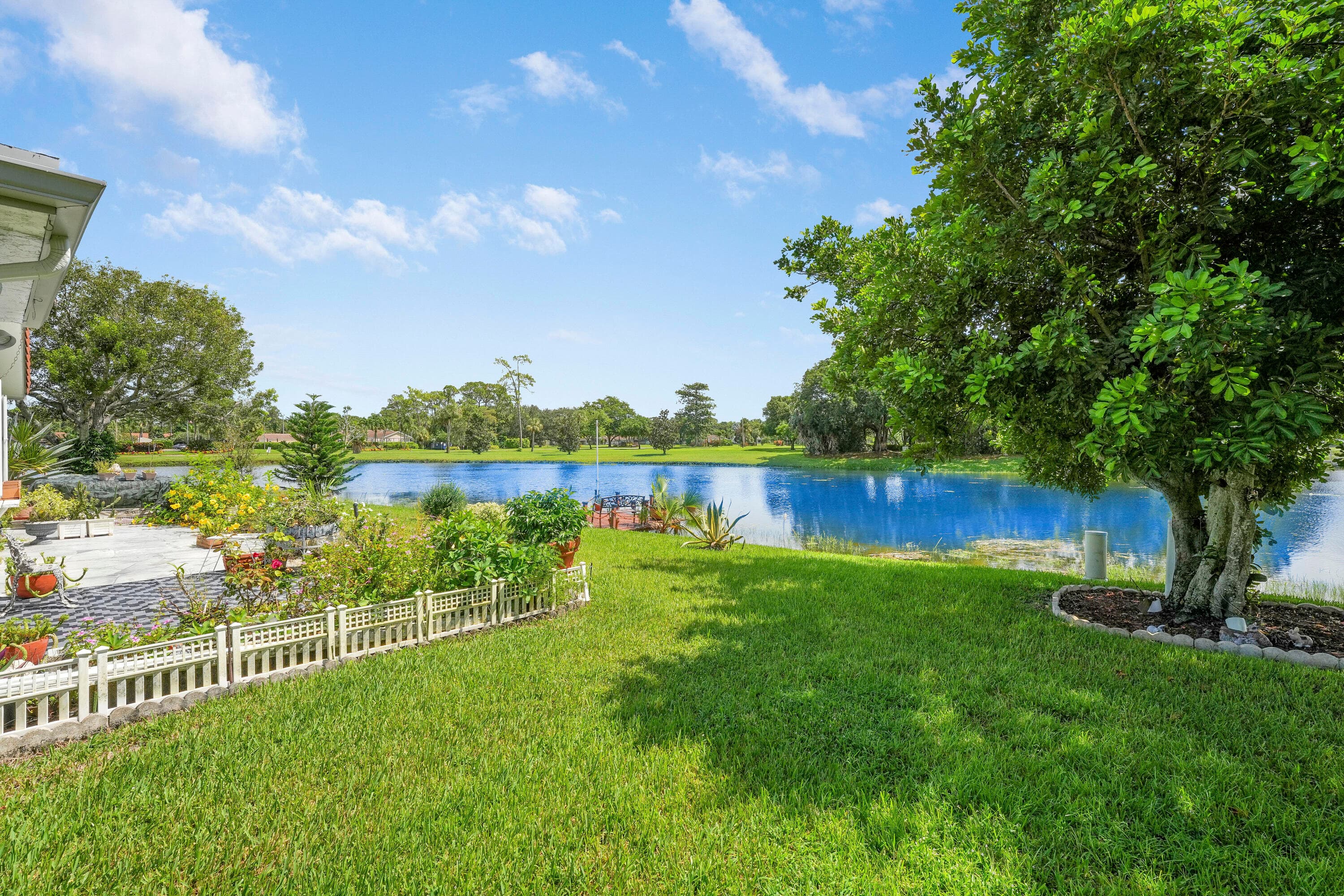 8421 Bonita Isle Drive, Lake Worth, FL 33467 — photo 41 of 46