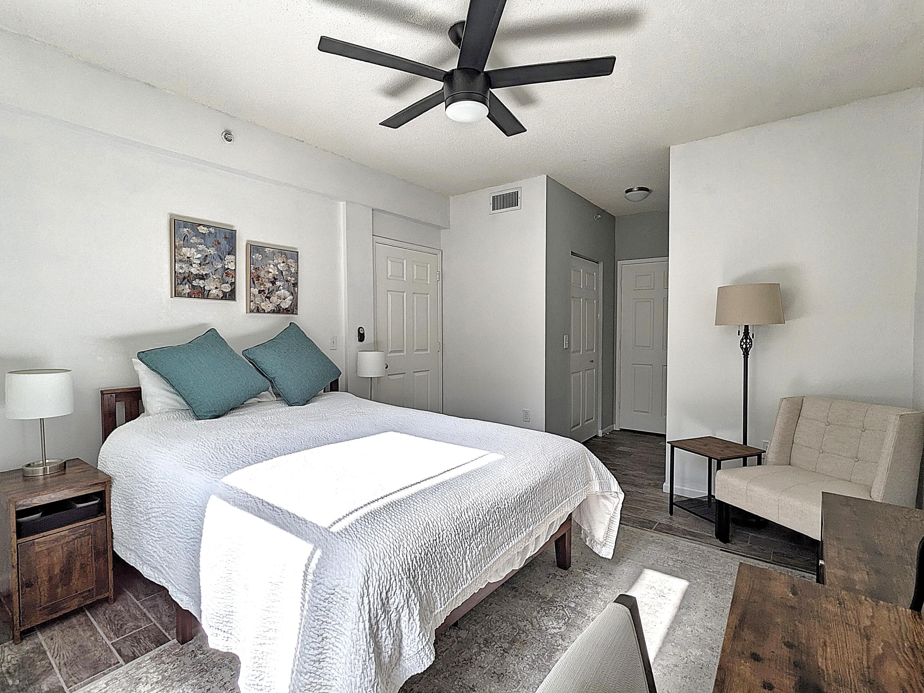 630 S Sapodilla Avenue 308, West Palm Beach, FL 33401 — photo 11 of 25