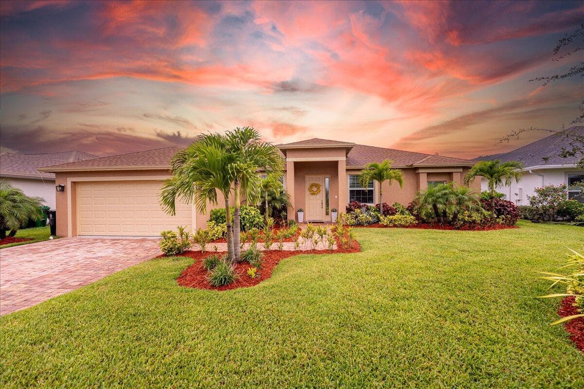 448 SW Vista Lake Drive, Port St. Lucie, FL 34953 — photo 1 of 40