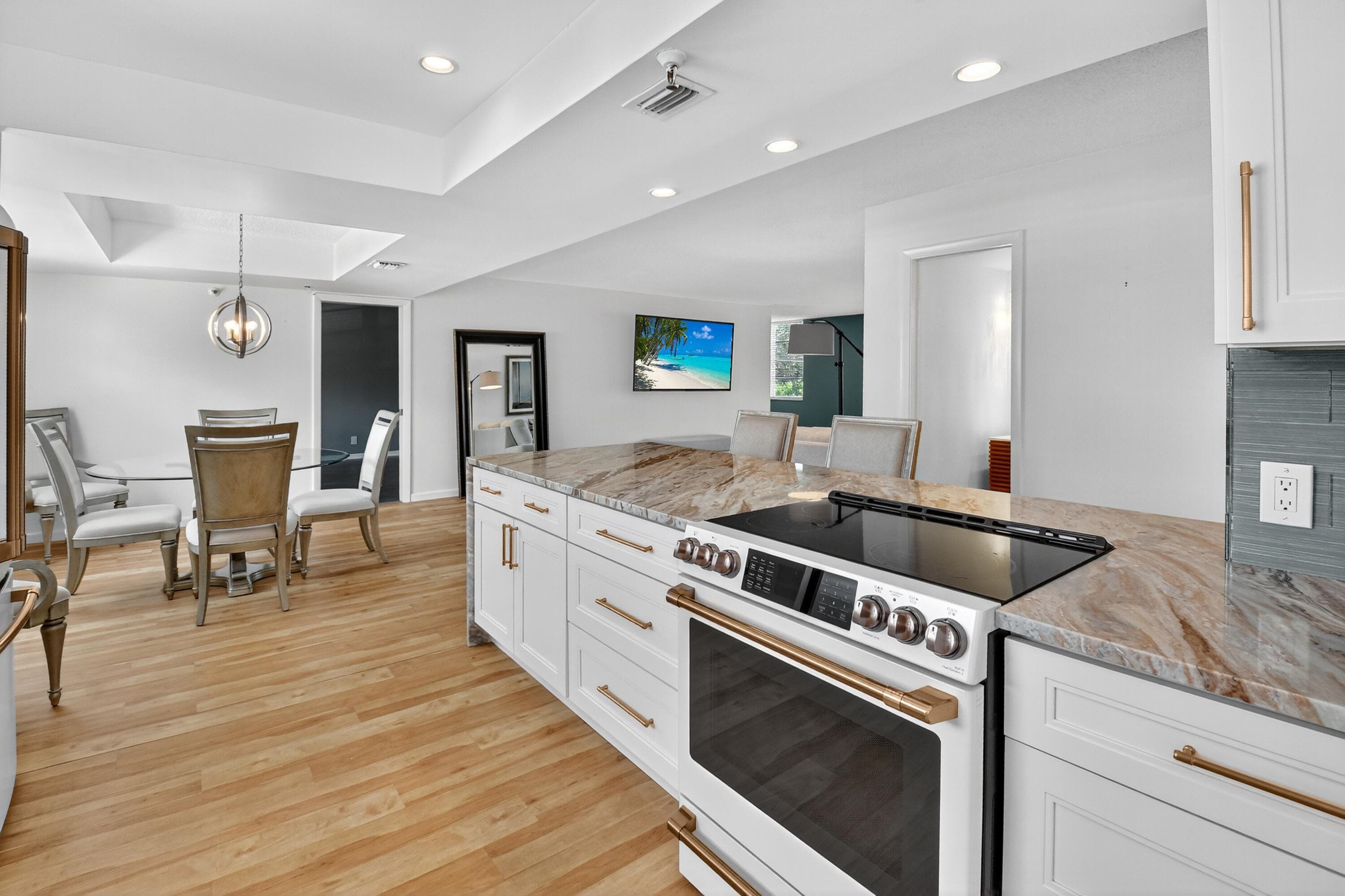 5340 NW 2nd Avenue 220, Boca Raton, FL 33487 — photo 16 of 36
