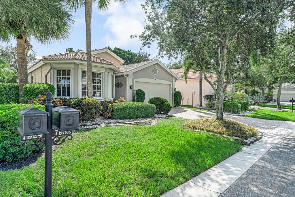 7932 Seagrape Shores Drive, Lake Worth, FL 33467 — photo